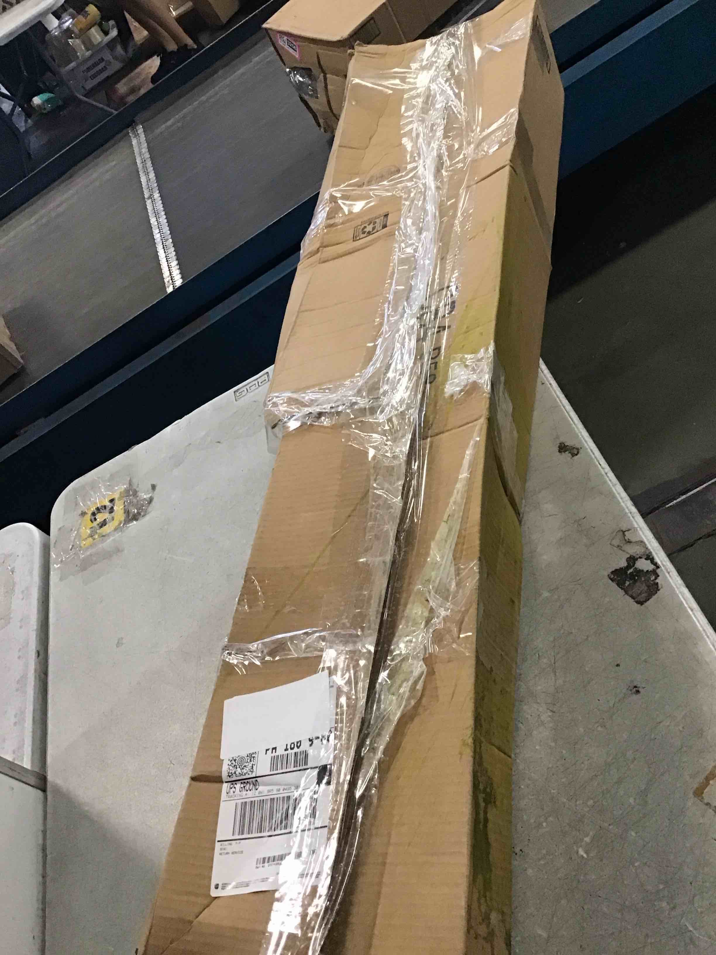 https://s3.amazonaws.com/lotting-images-prod/bidfta/TEA3607485_1750508221600.jpeg