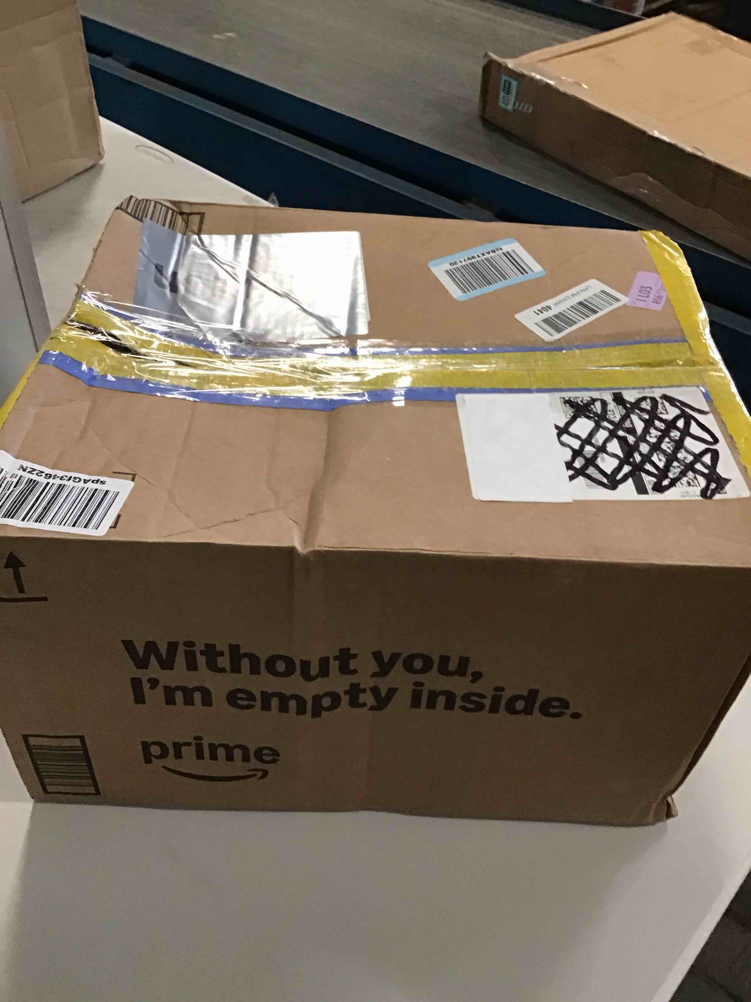 https://s3.amazonaws.com/lotting-images-prod/bidfta/TEA3607537_1750515265870.jpeg