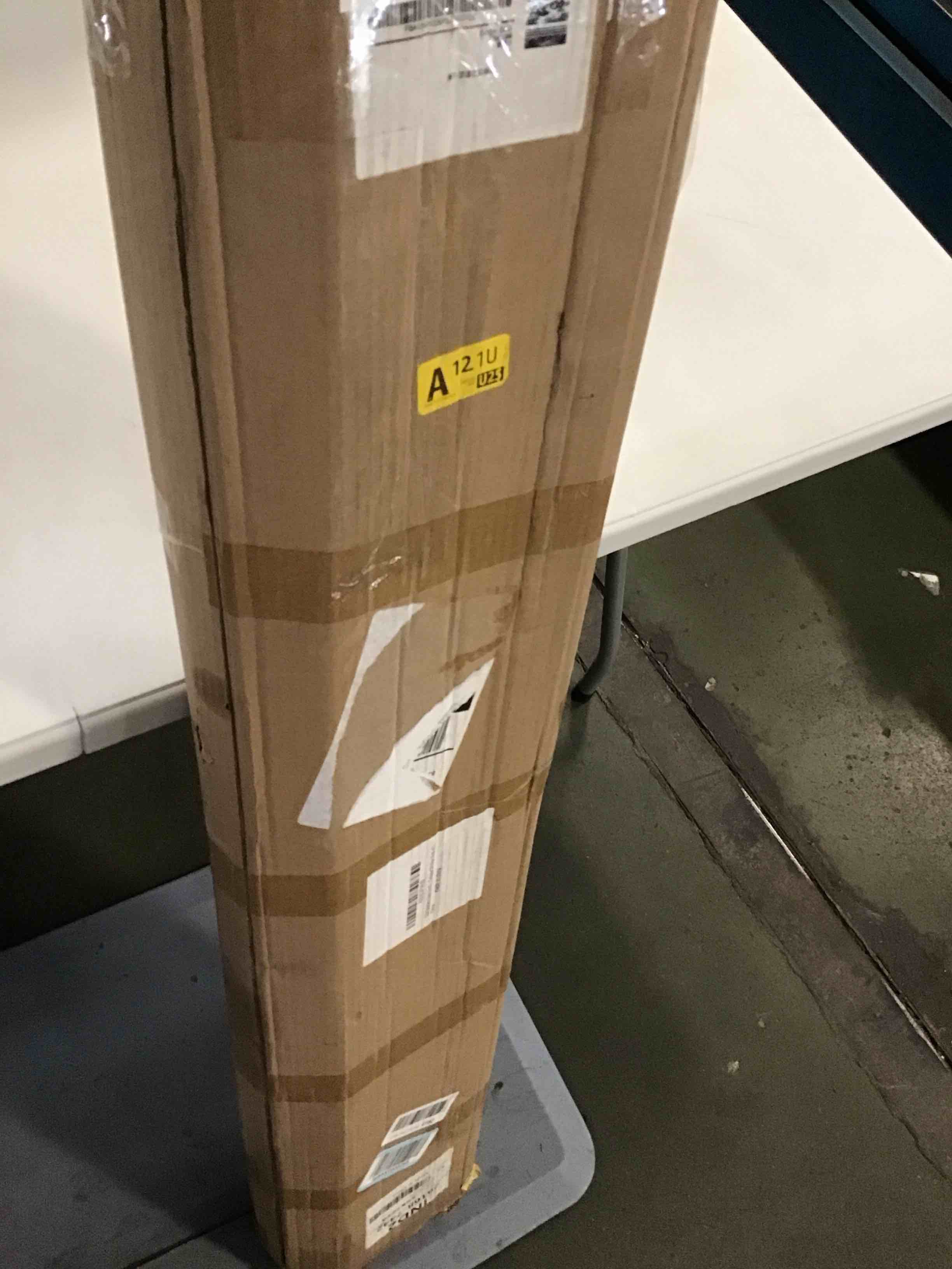 https://s3.amazonaws.com/lotting-images-prod/bidfta/TEA3607575_1750519784380.jpeg