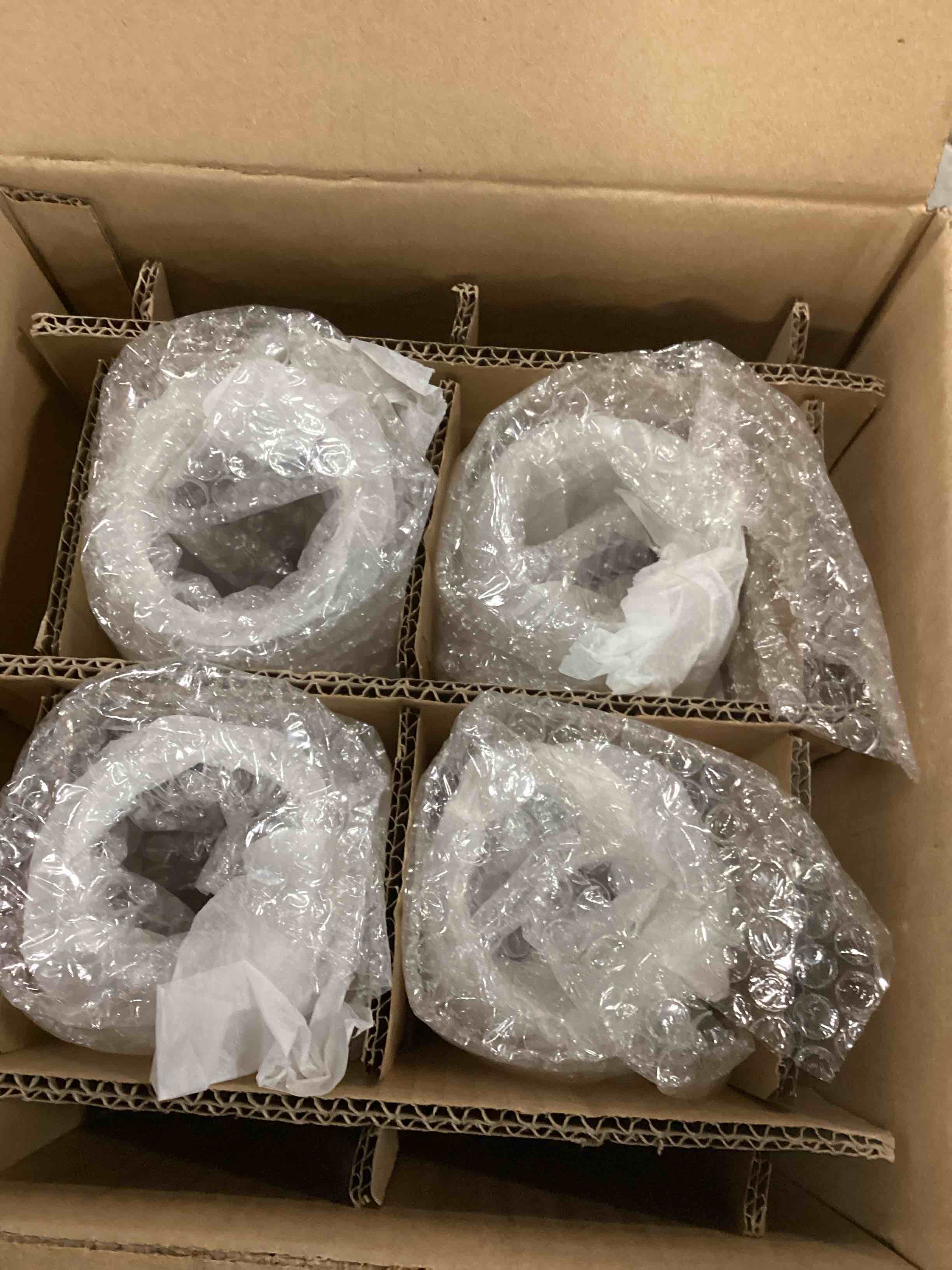 https://s3.amazonaws.com/lotting-images-prod/bidfta/TEA3610010_1750167395164.jpeg
