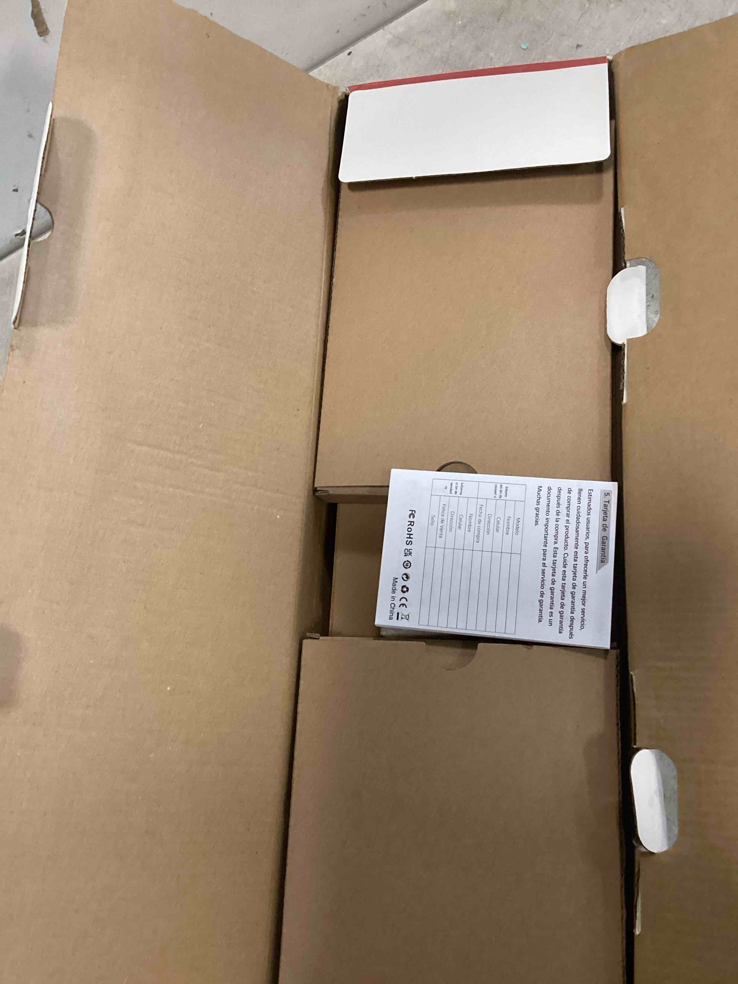 https://s3.amazonaws.com/lotting-images-prod/bidfta/TEA3610089_1750184300433.jpeg