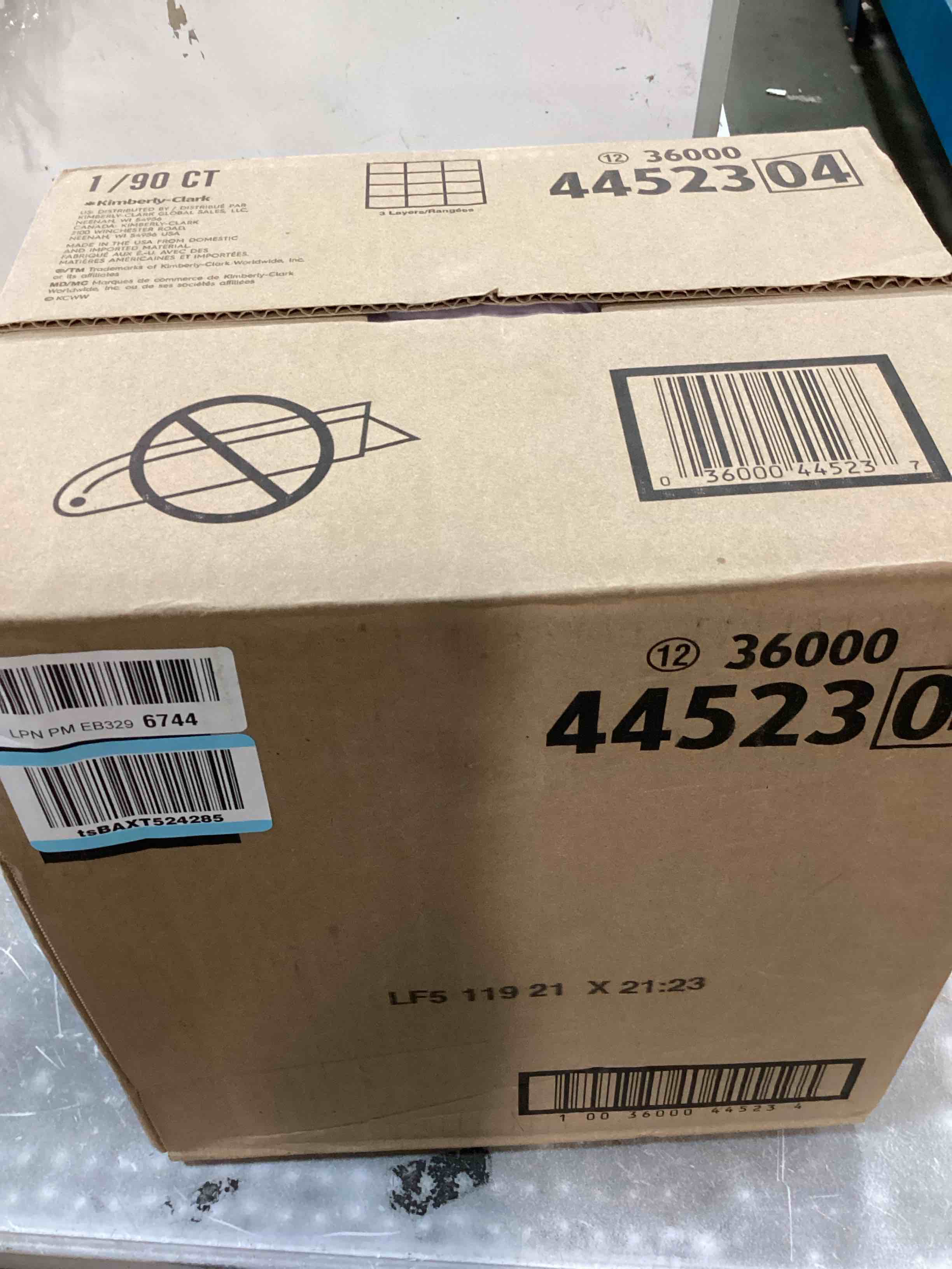 https://s3.amazonaws.com/lotting-images-prod/bidfta/TEA3610297_1750276135351.jpeg