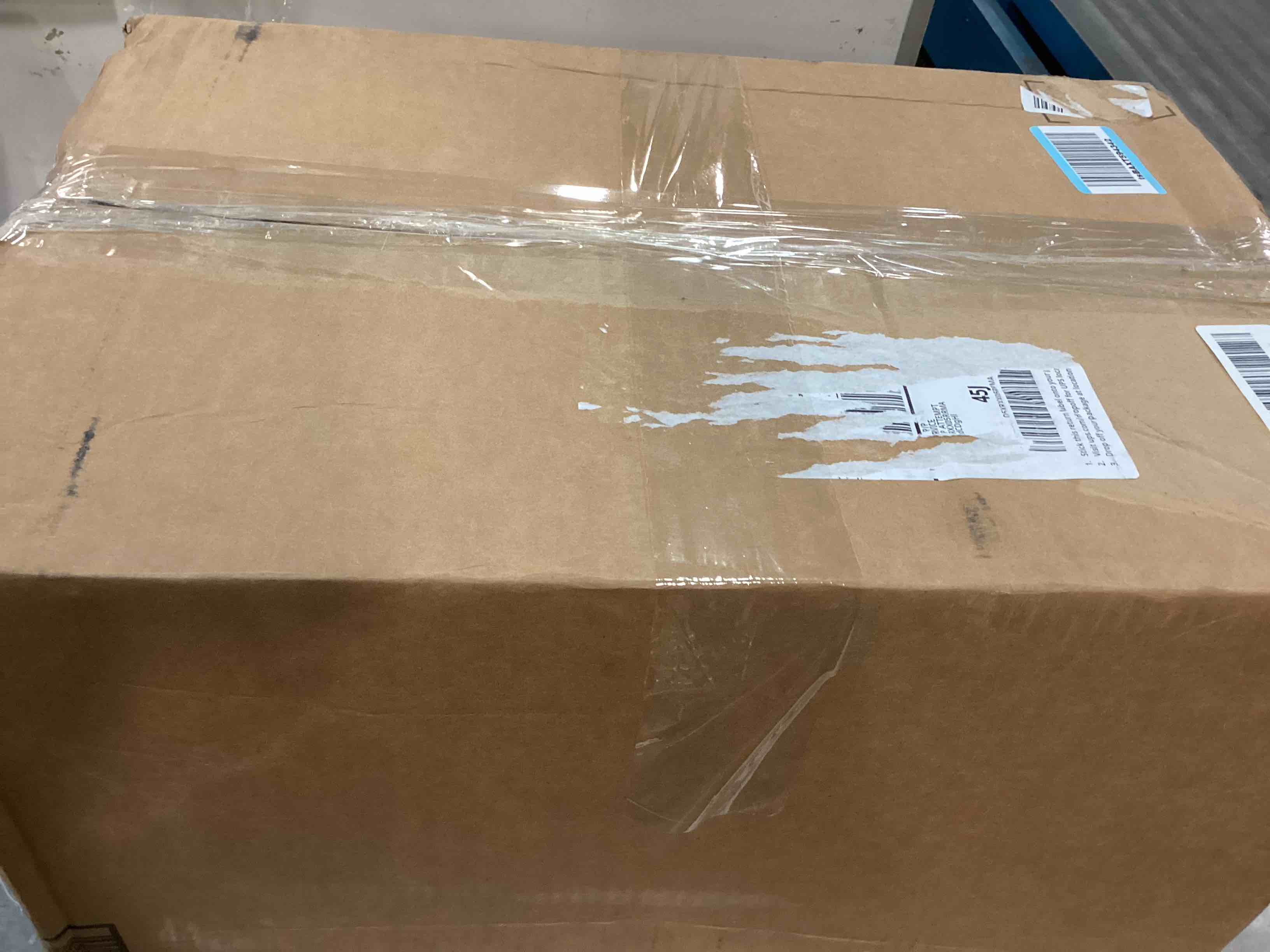 https://s3.amazonaws.com/lotting-images-prod/bidfta/TEA3610303_1750277117139.jpeg