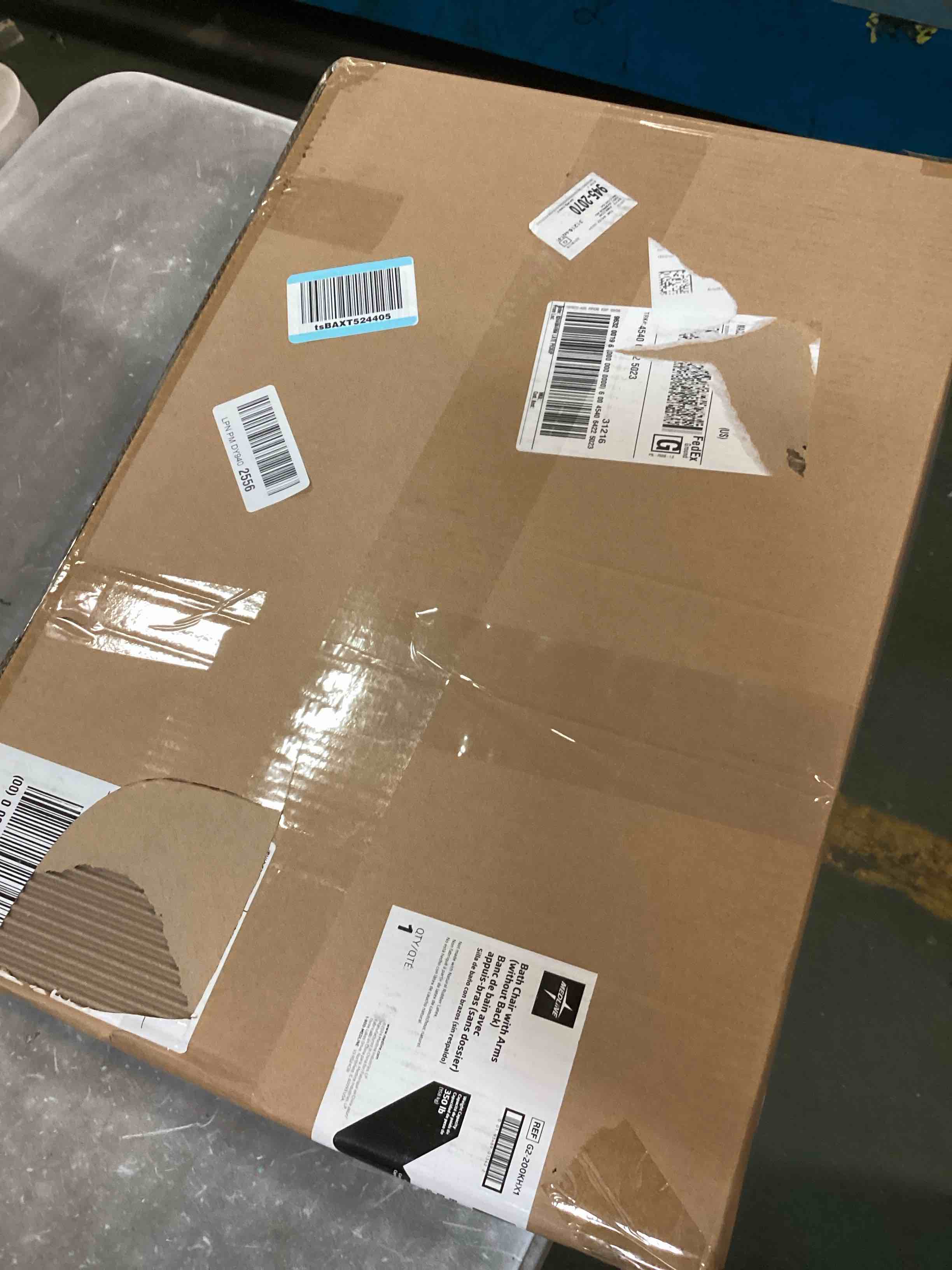 https://s3.amazonaws.com/lotting-images-prod/bidfta/TEA3610471_1750421550522.jpeg