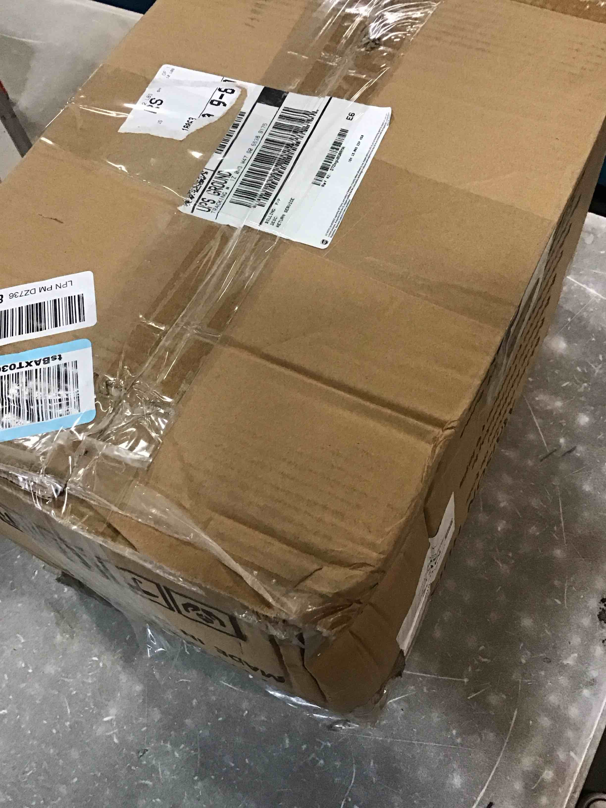 https://s3.amazonaws.com/lotting-images-prod/bidfta/TEA3610684_1750506959695.jpeg