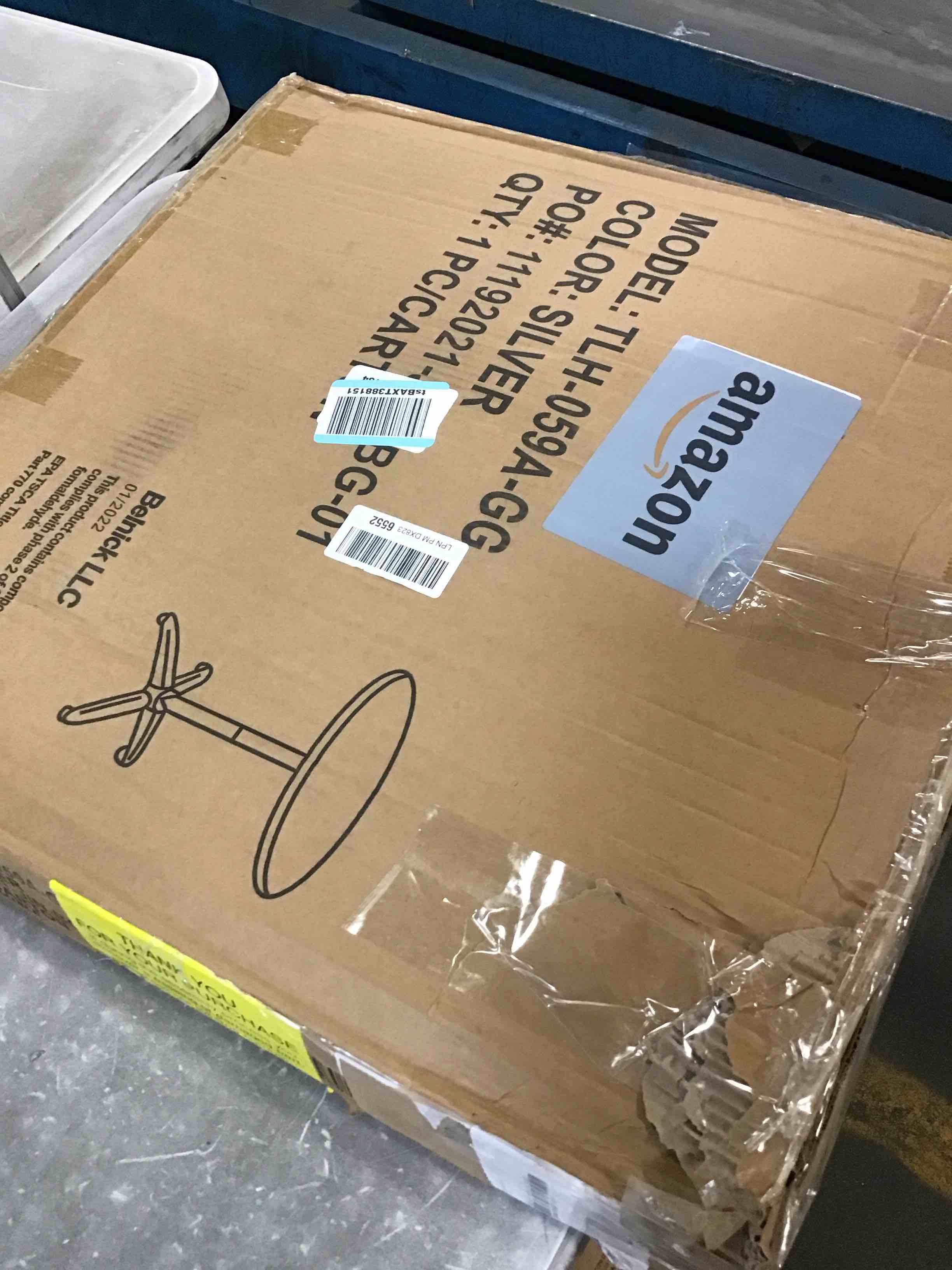 https://s3.amazonaws.com/lotting-images-prod/bidfta/TEA3610695_1750508577417.jpeg