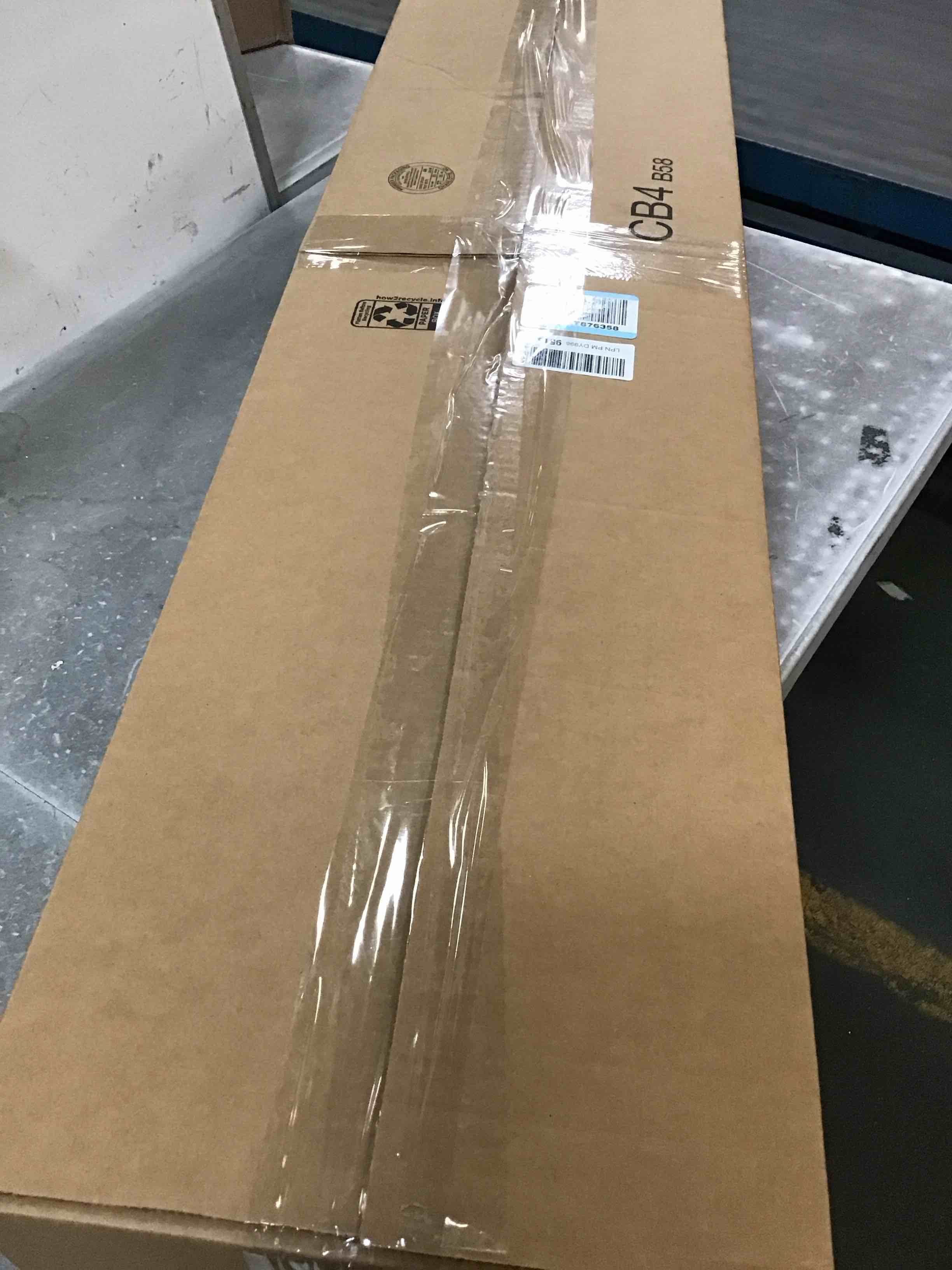 https://s3.amazonaws.com/lotting-images-prod/bidfta/TEA3610713_1750512778402.jpeg