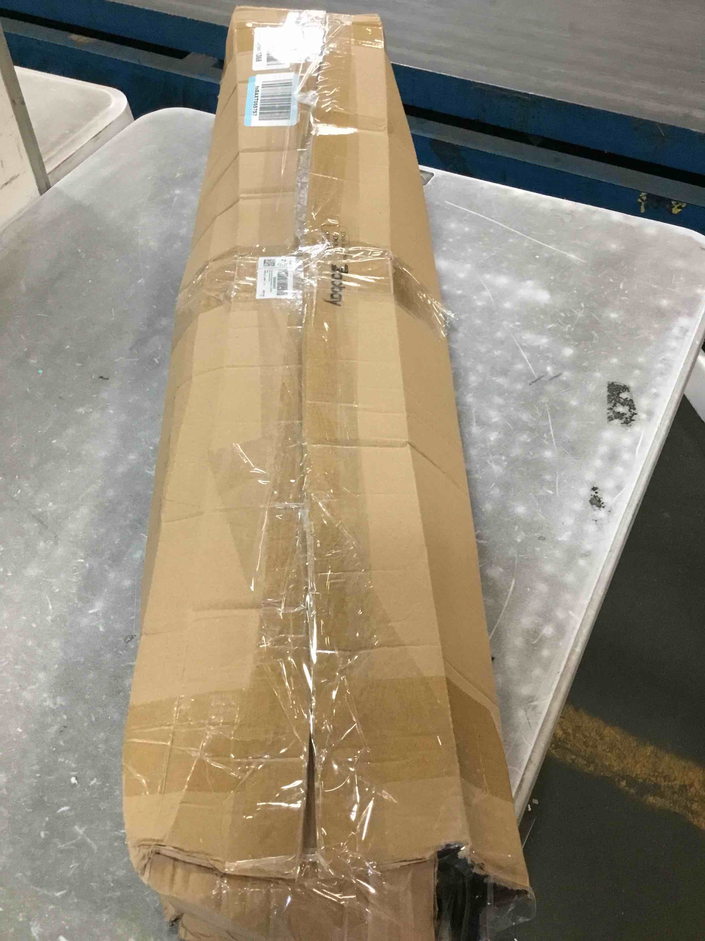 https://s3.amazonaws.com/lotting-images-prod/bidfta/TEA3610751_1750522233877.jpeg