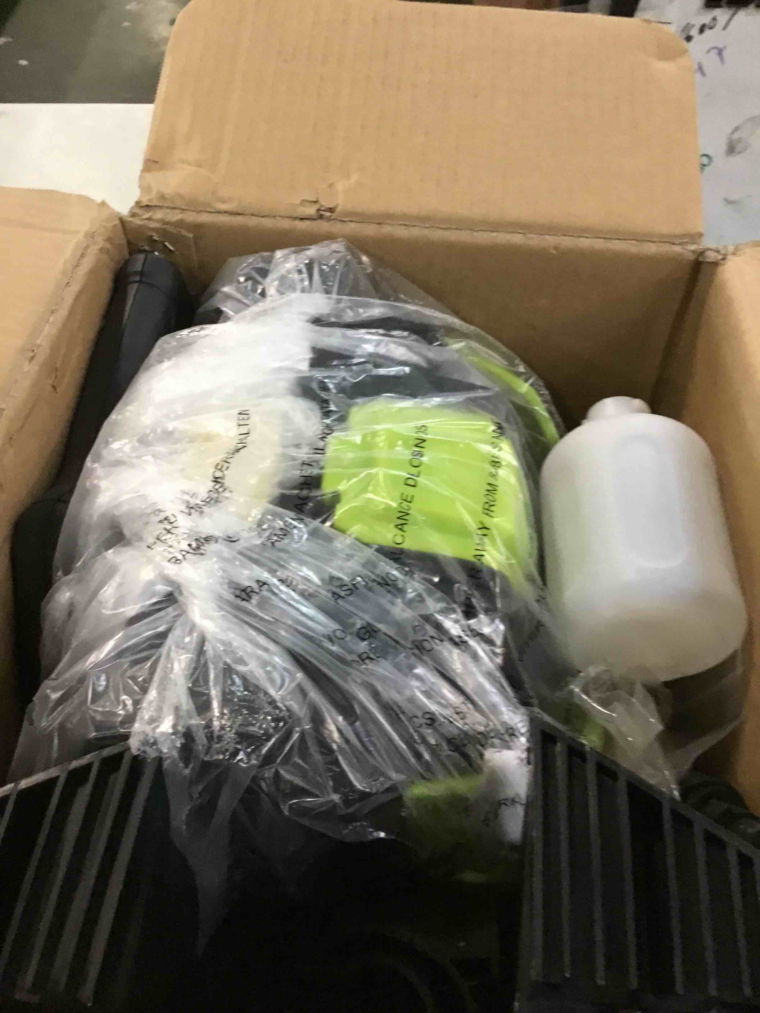 https://s3.amazonaws.com/lotting-images-prod/bidfta/TEA3614560_1750944161900.jpeg