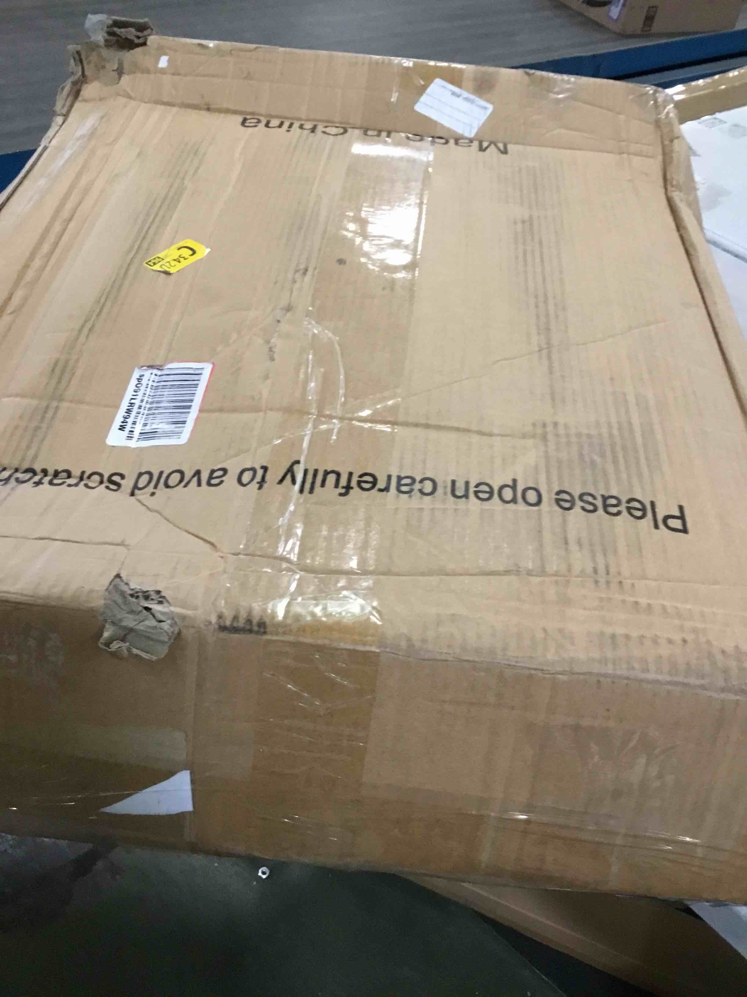 https://s3.amazonaws.com/lotting-images-prod/bidfta/TEA3614570_1750945330453.jpeg