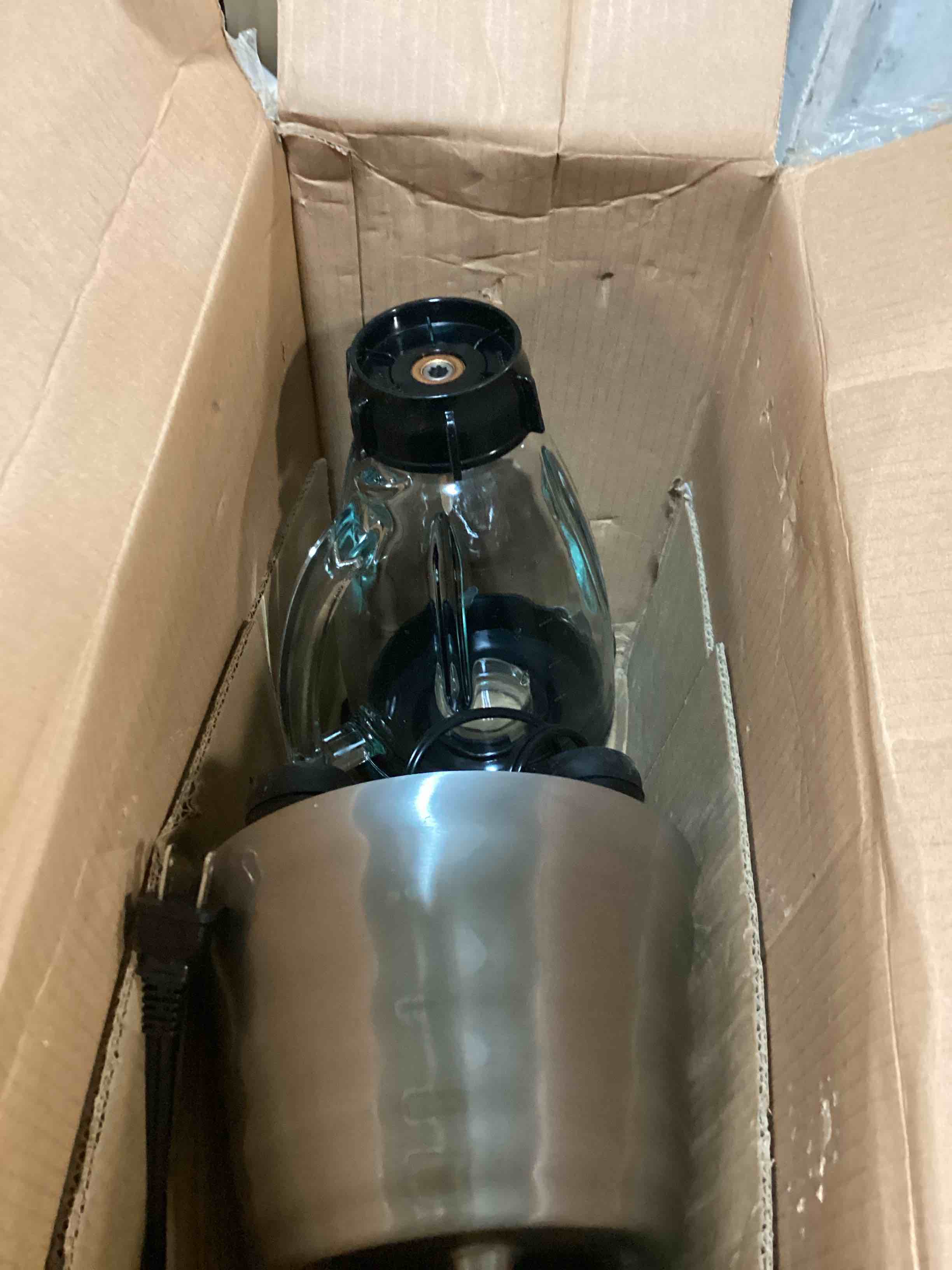 https://s3.amazonaws.com/lotting-images-prod/bidfta/TEA3615032_1751290851721.jpeg