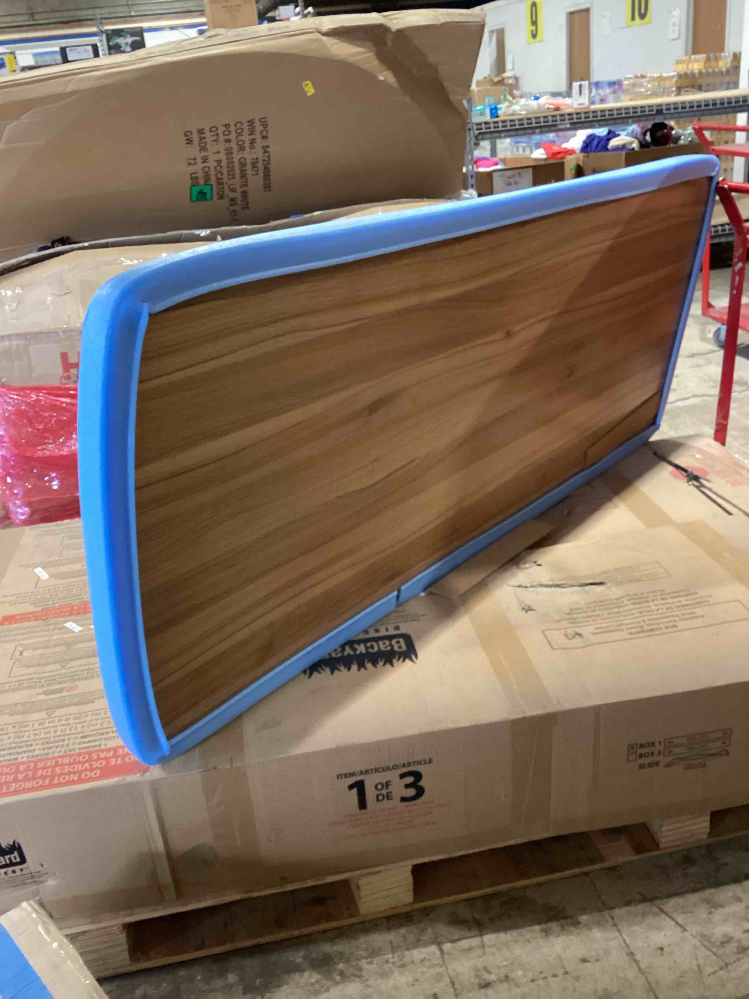 brand new table top with no legs