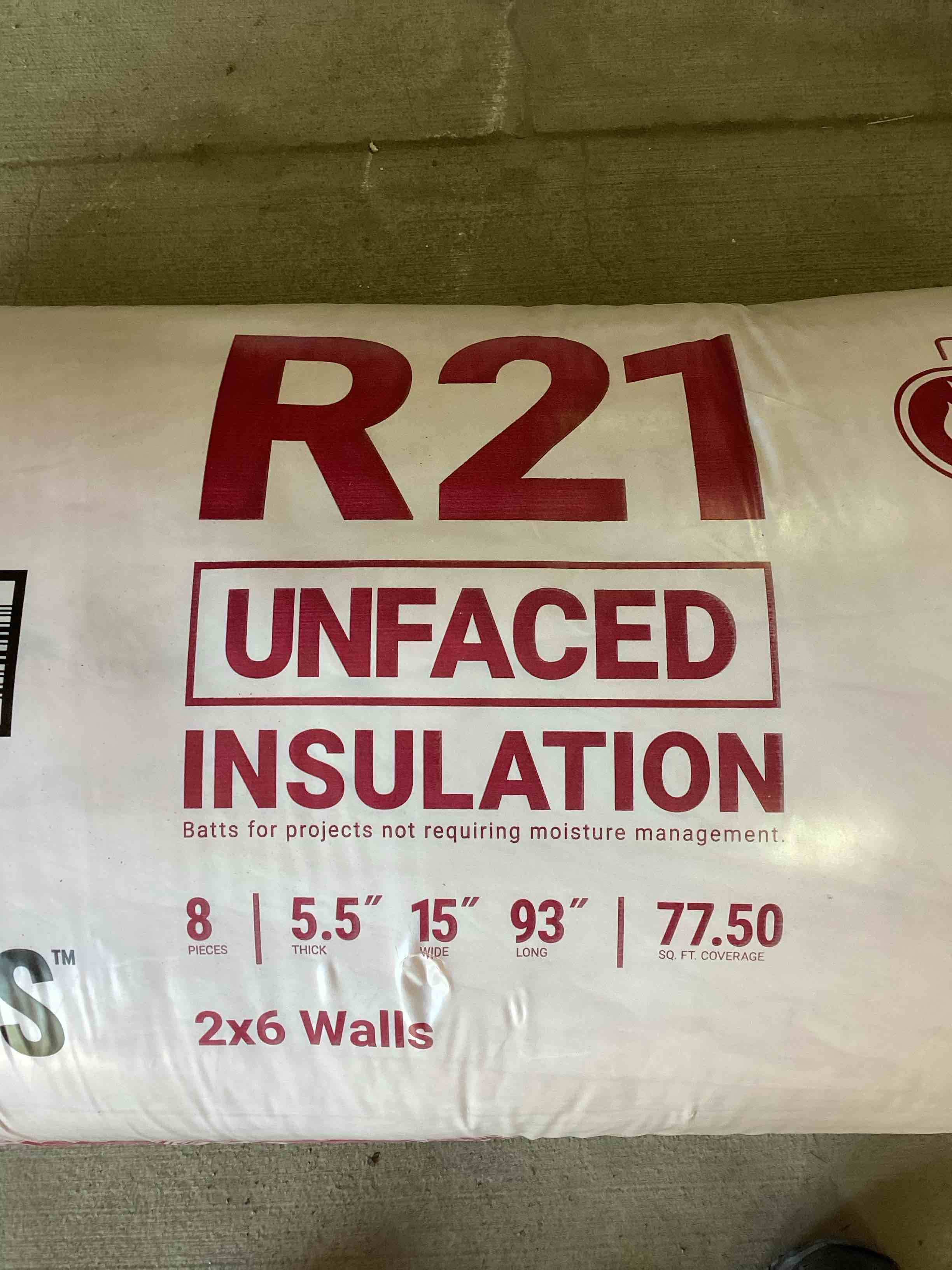 Condition photo showing New/Like New for owens corning 5 bags of r21 unfaced fiberglass insulation. 8 pieces per bag. 5.5” thick, 15” x 93”. 77.50 sq ft per roll
