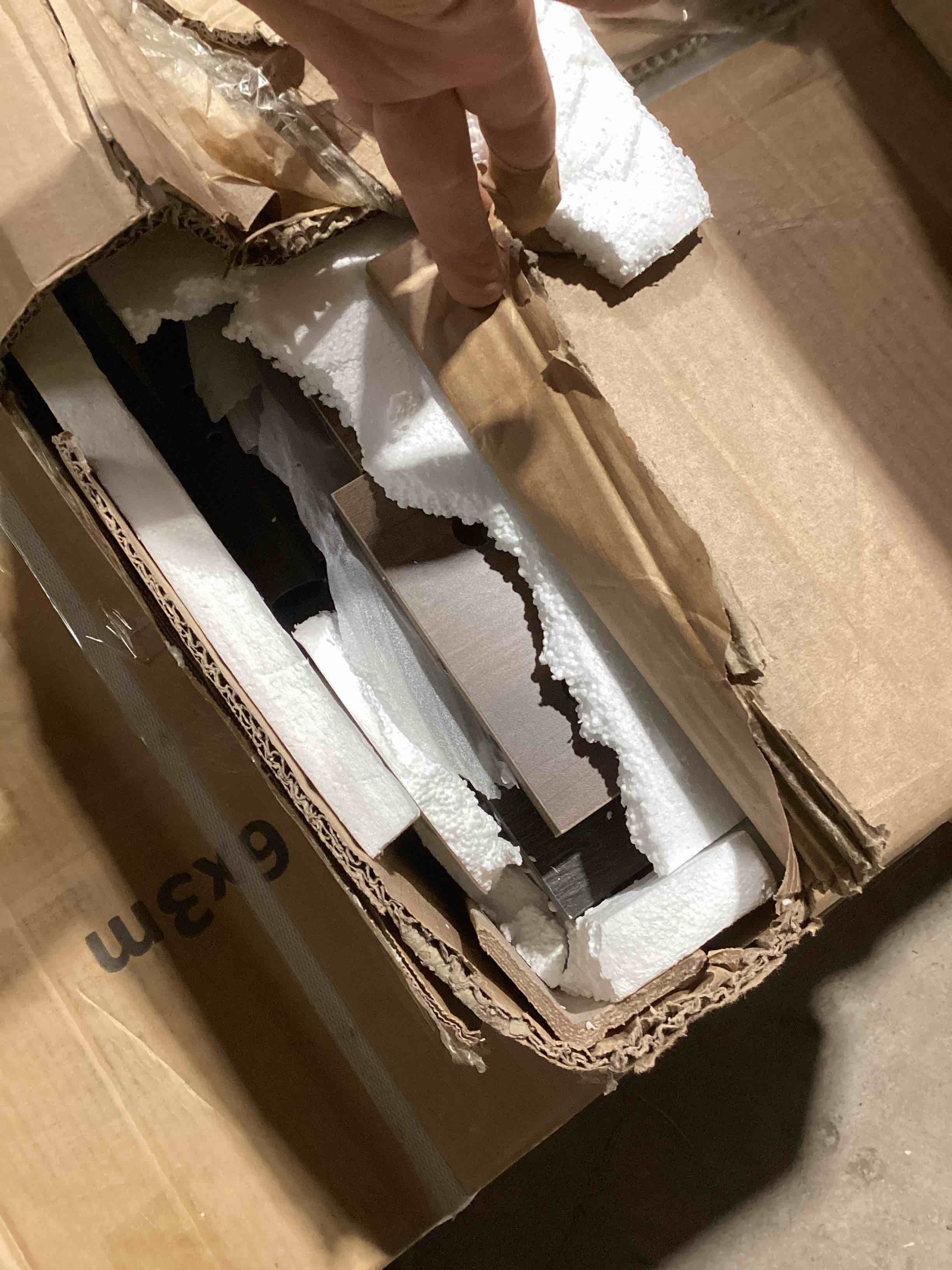 https://s3.amazonaws.com/lotting-images-prod/bidfta/TEA3645696_1778090680451.jpeg