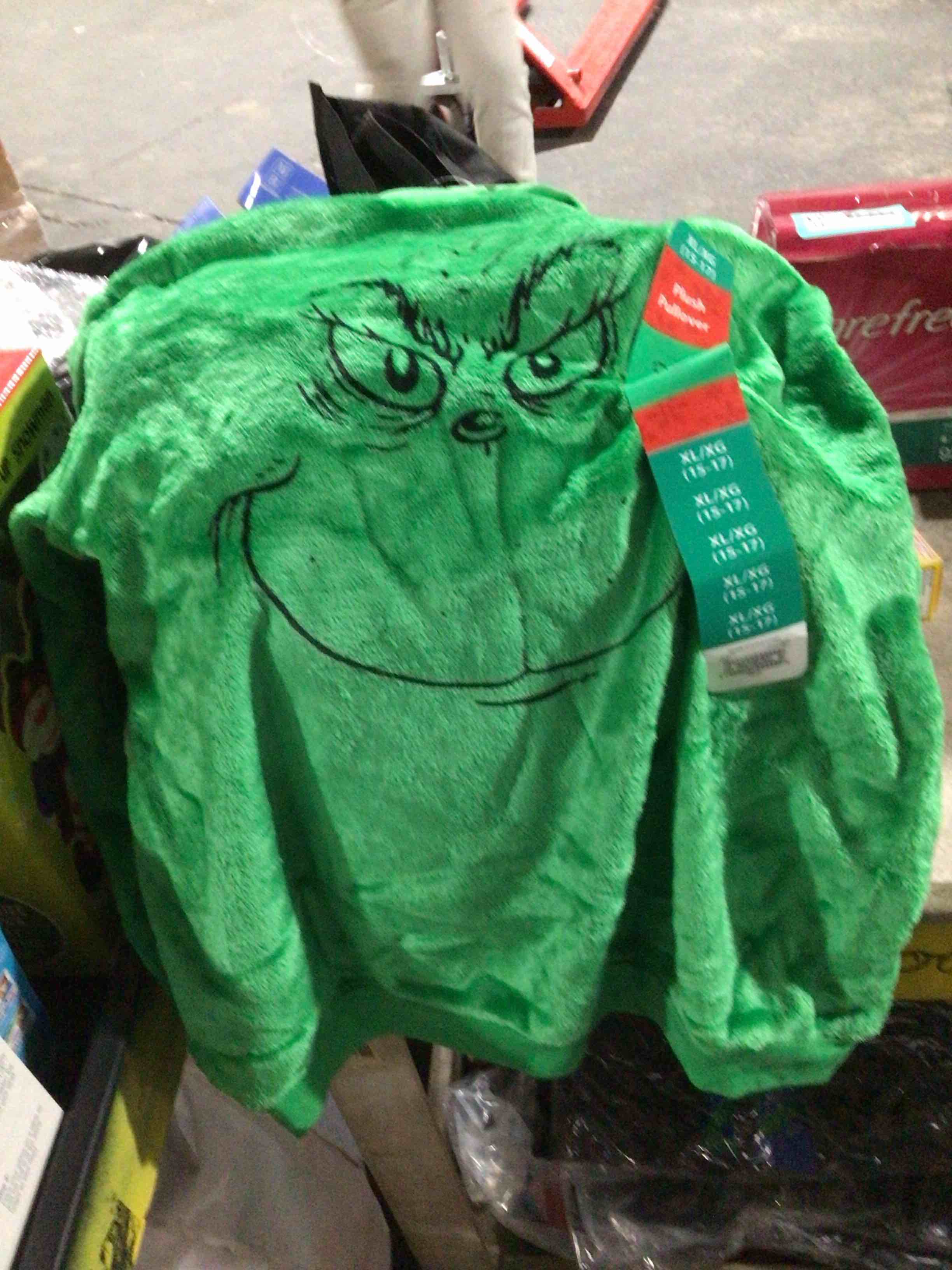 VENTELAN Women's Christmas Sweater Funny Christmas Tree Ugly Pullover Snowflake Long Sleeve Sweater Shirt