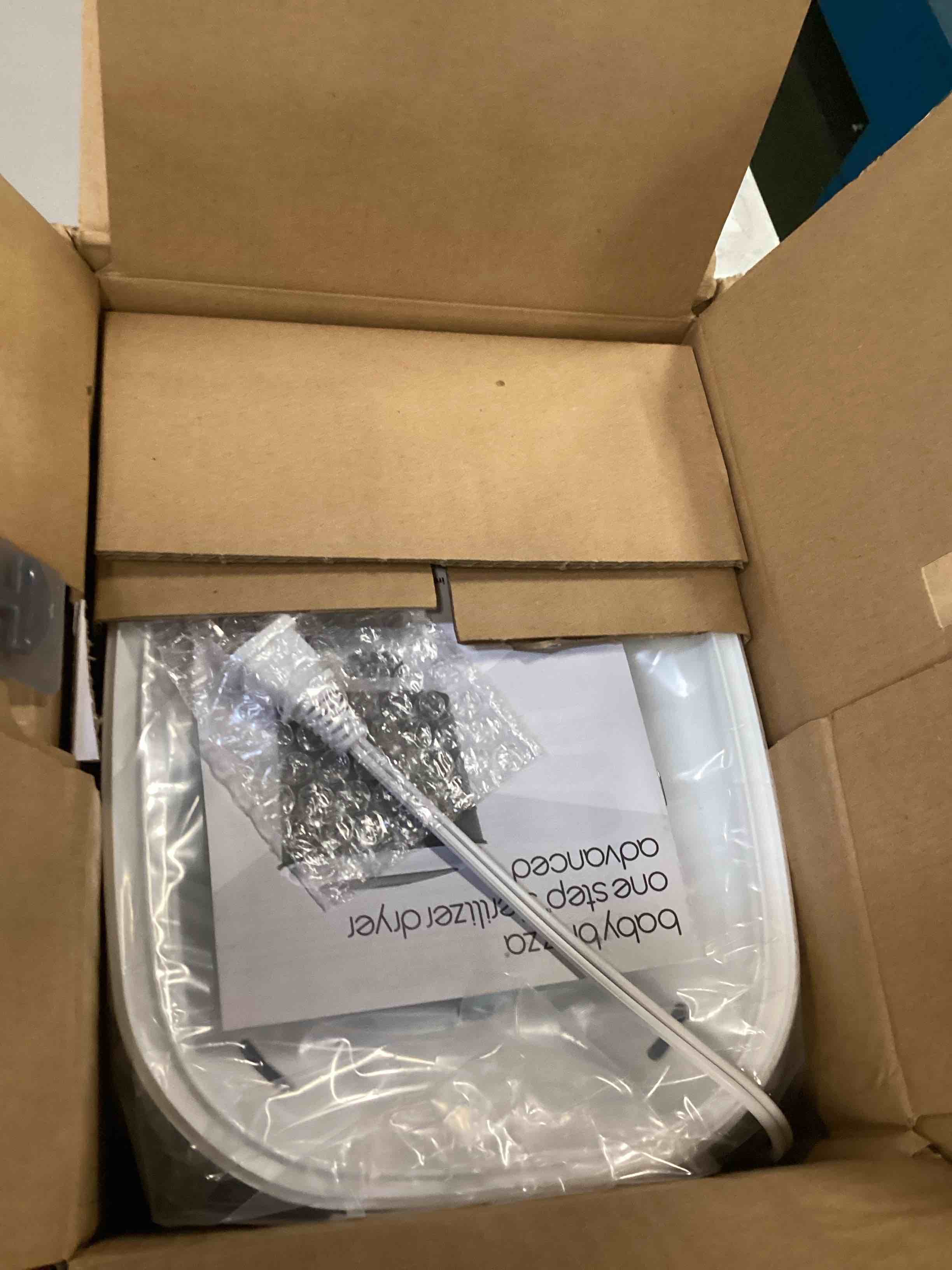 https://s3.amazonaws.com/lotting-images-prod/bidfta/TEA3664033_1746449841255.jpeg