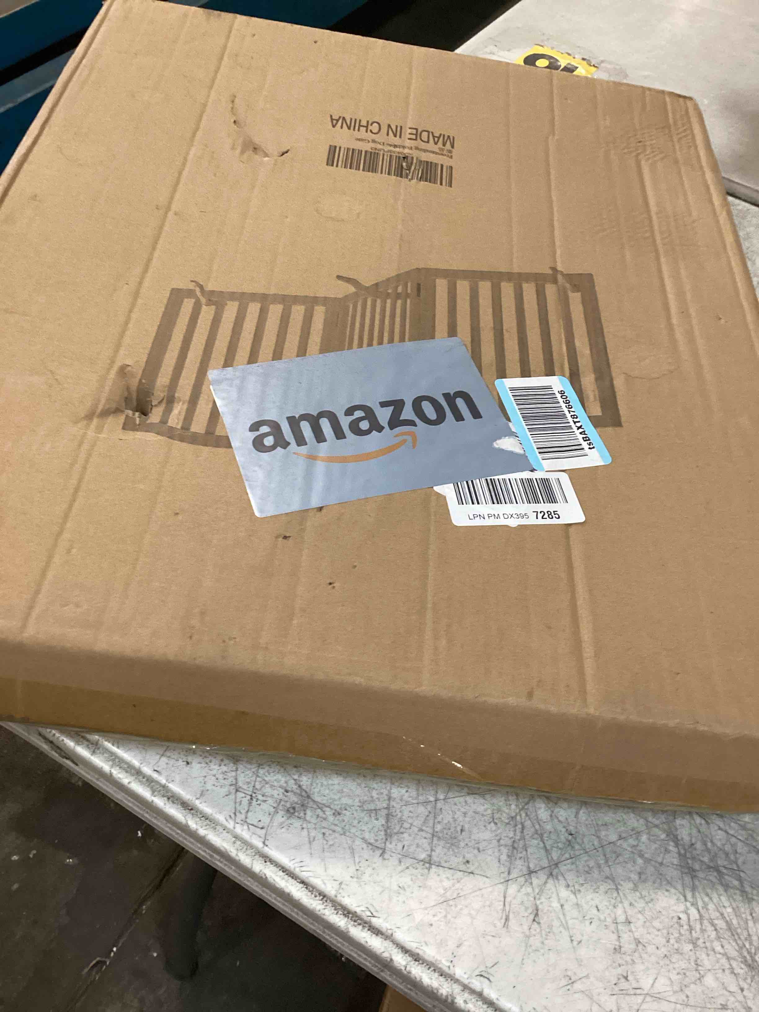 https://s3.amazonaws.com/lotting-images-prod/bidfta/TEA3664293_1746631975748.jpeg