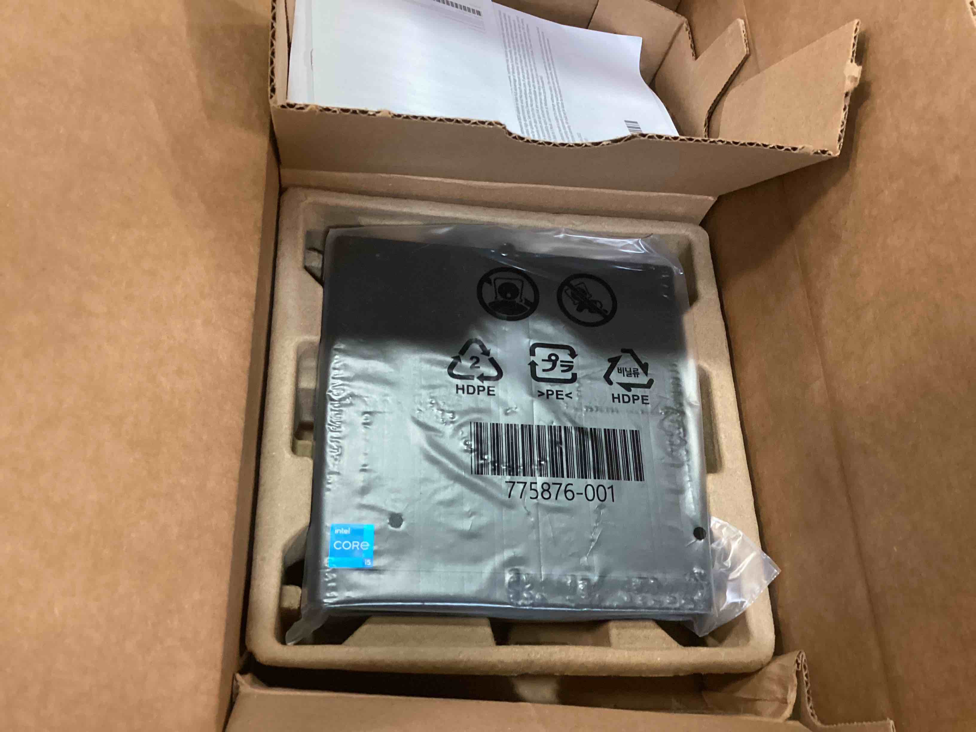 https://s3.amazonaws.com/lotting-images-prod/bidfta/TEA3667498_1746547170146.jpeg