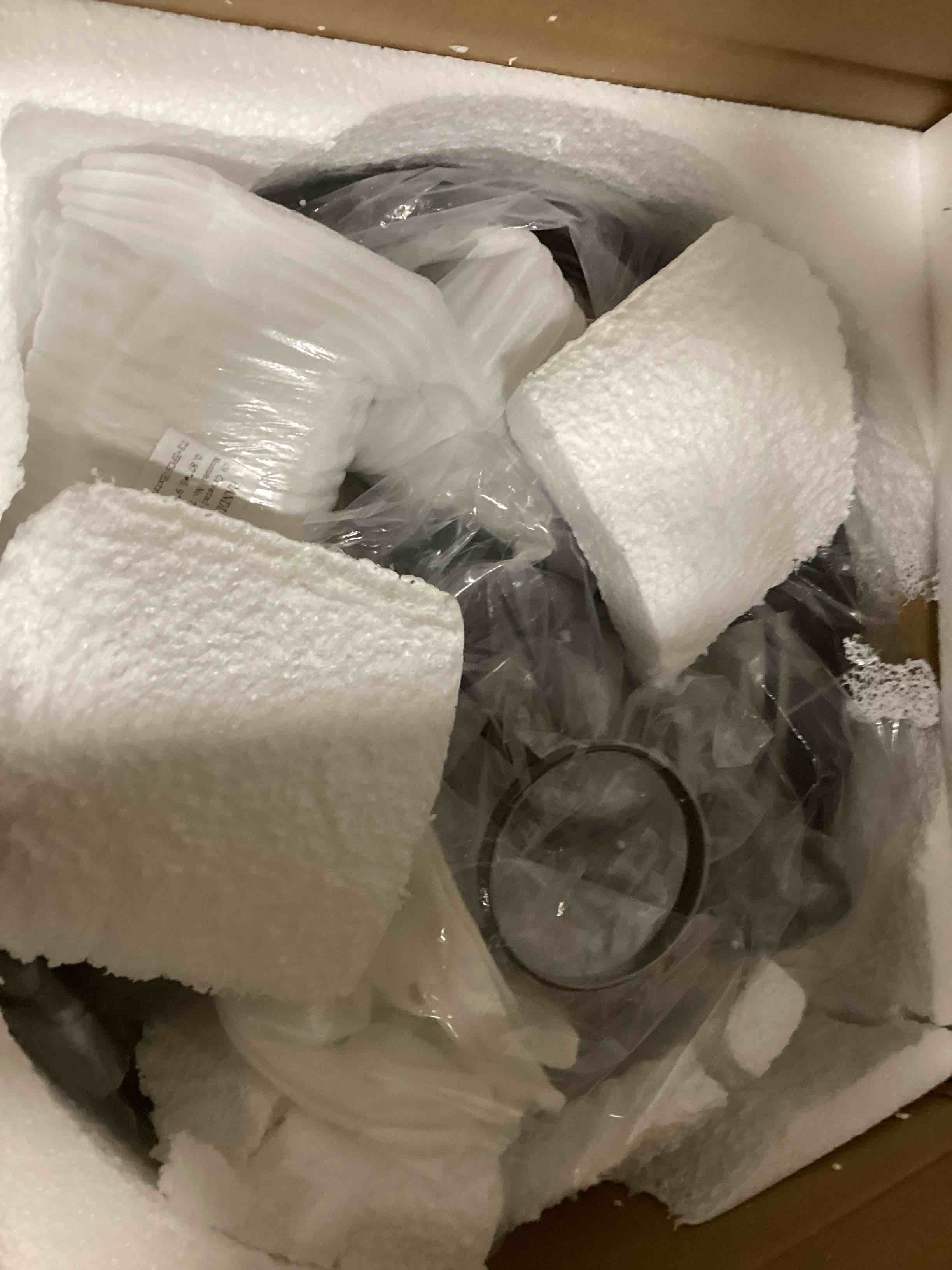https://s3.amazonaws.com/lotting-images-prod/bidfta/TEA3670648_1746452173552.jpeg