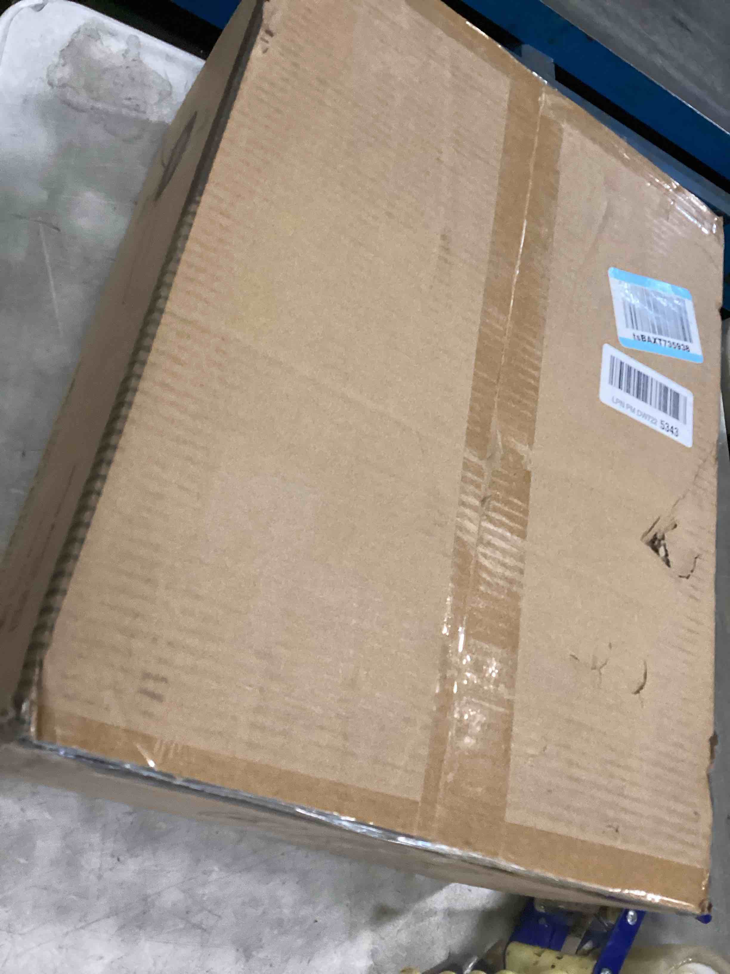 https://s3.amazonaws.com/lotting-images-prod/bidfta/TEA3670709_1746456810107.jpeg