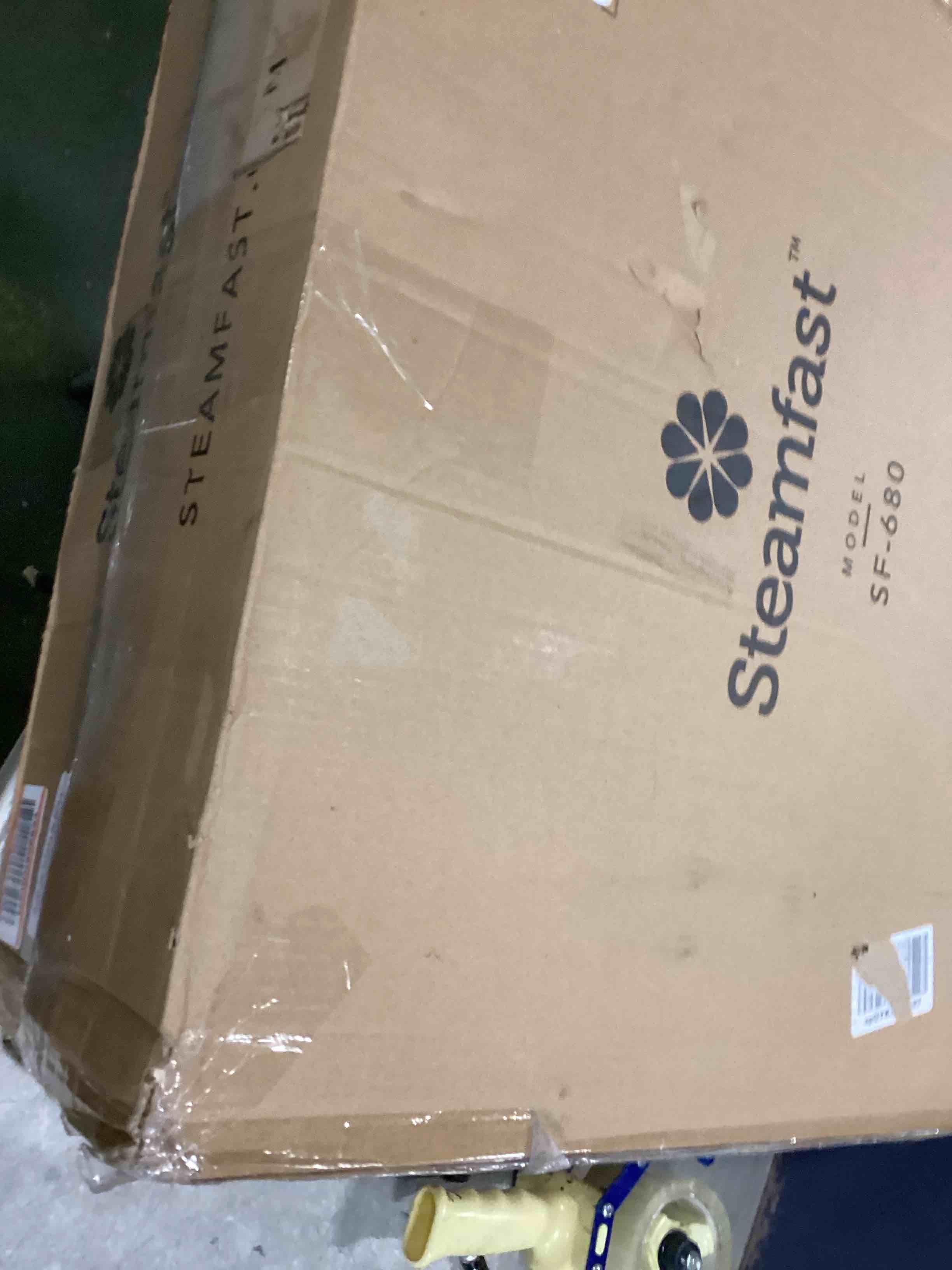 https://s3.amazonaws.com/lotting-images-prod/bidfta/TEA3670851_1746467618262.jpeg