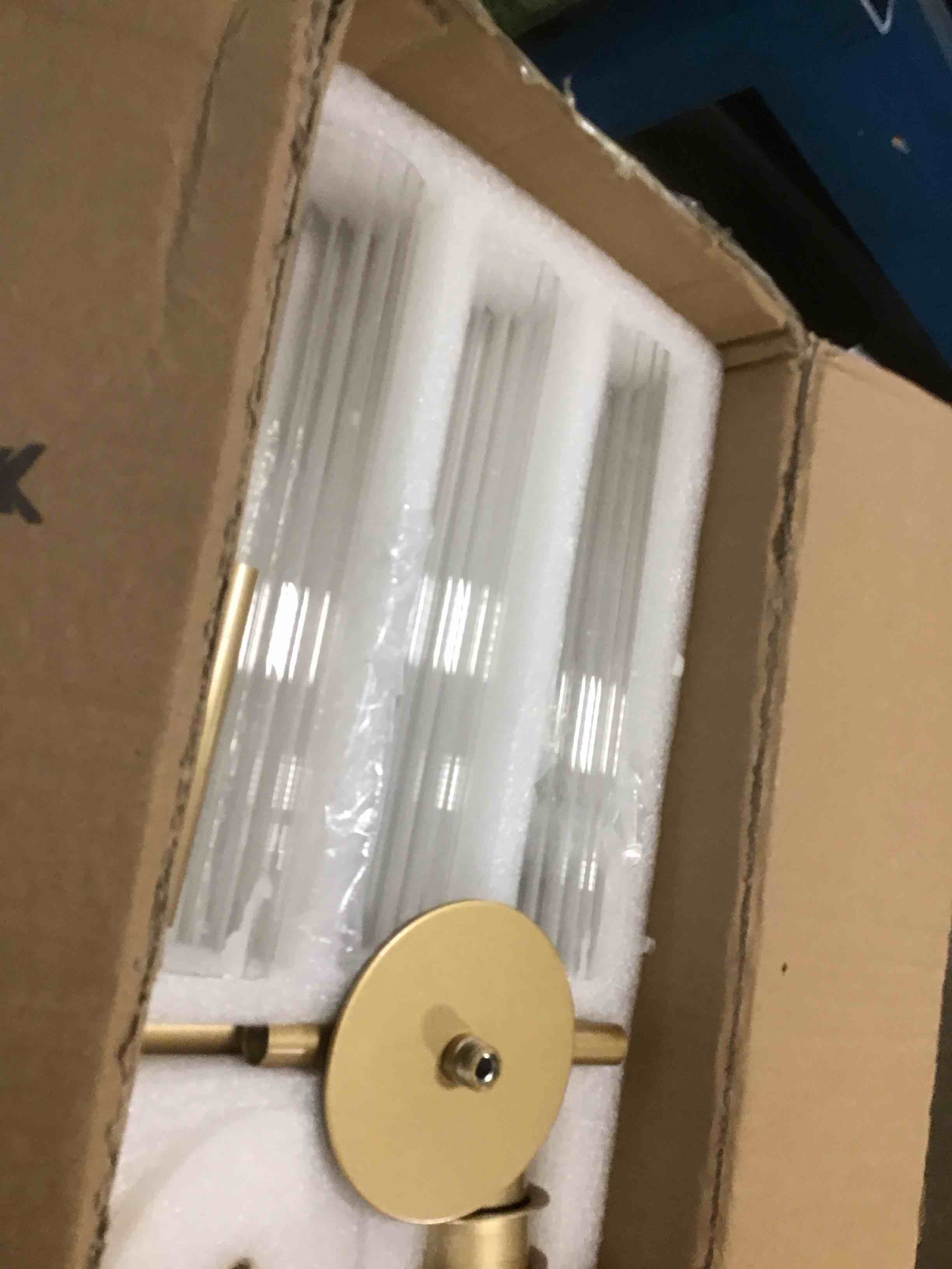 https://s3.amazonaws.com/lotting-images-prod/bidfta/TEA3671319_1746557697966.jpeg