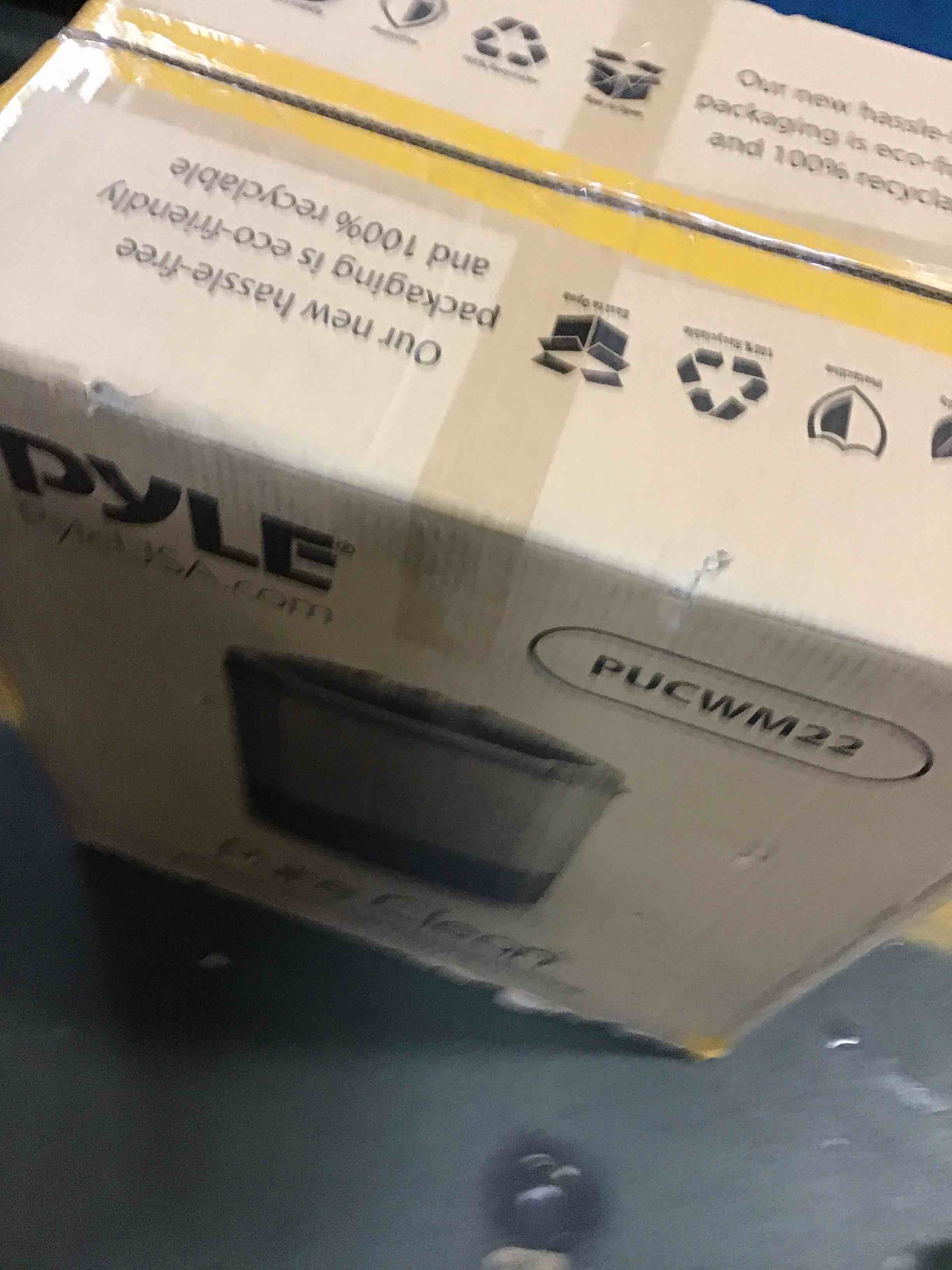 https://s3.amazonaws.com/lotting-images-prod/bidfta/TEA3671819_1746640480395.jpeg