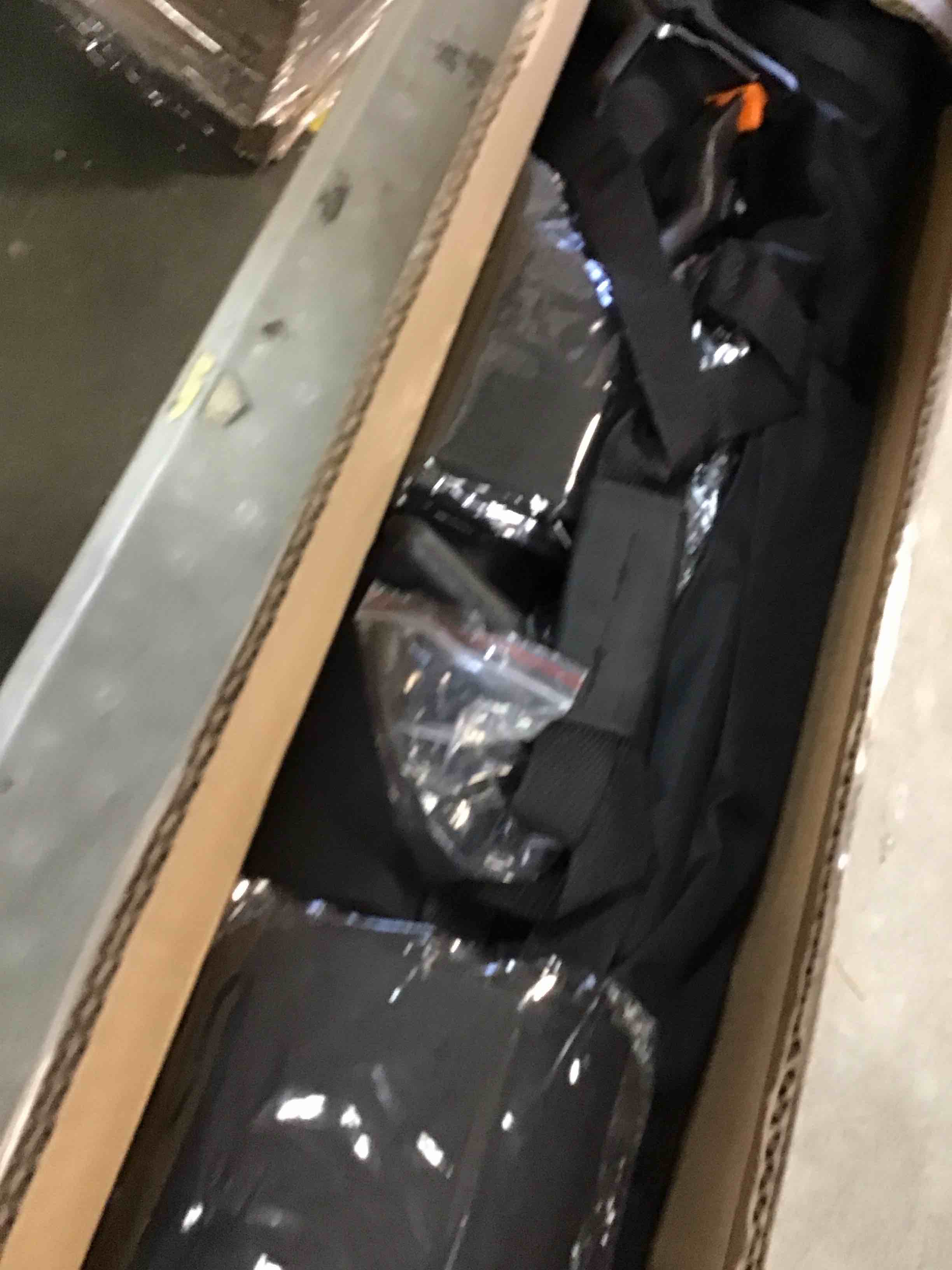 https://s3.amazonaws.com/lotting-images-prod/bidfta/TEA3672651_1746806065251.jpeg