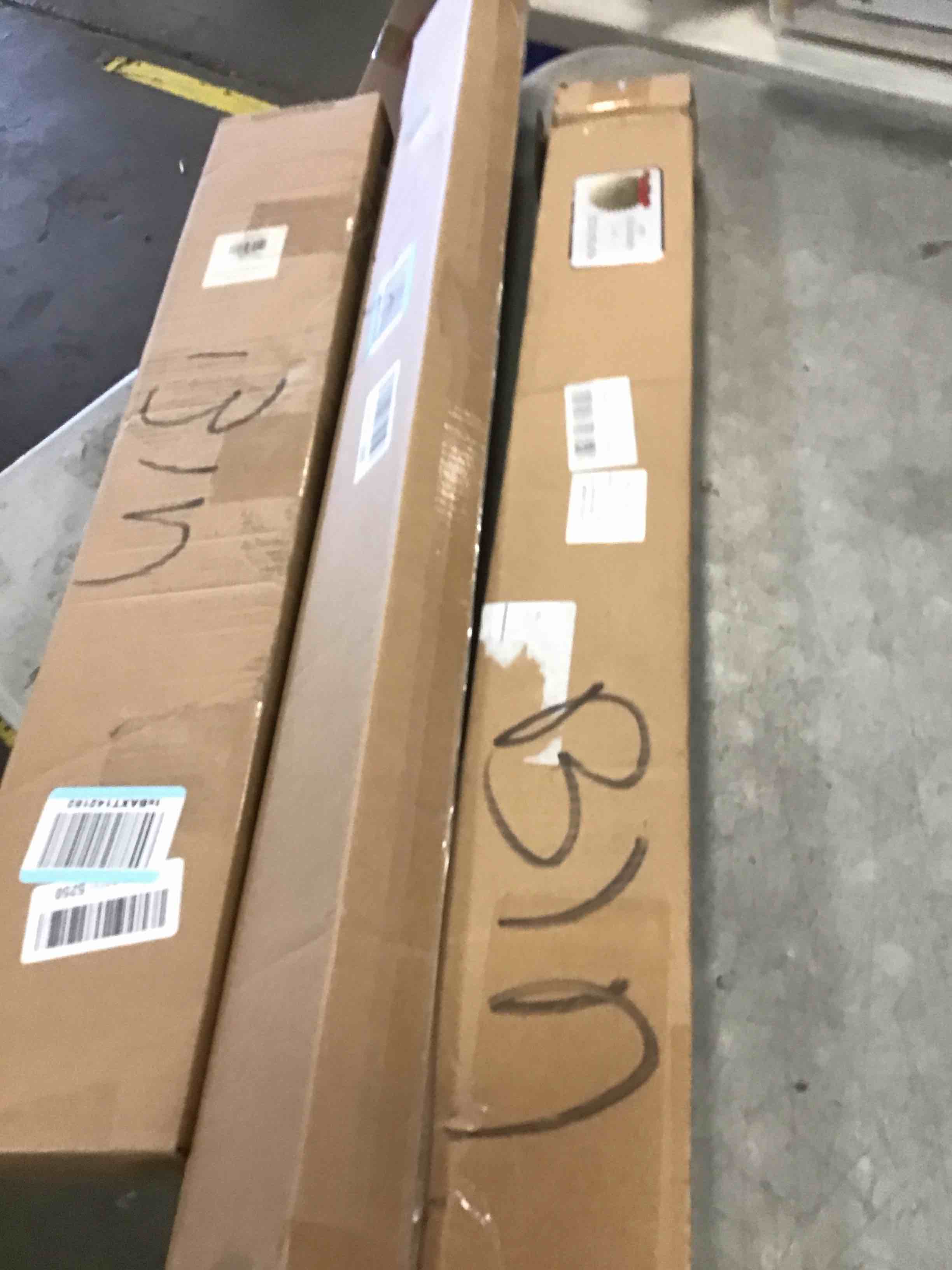 https://s3.amazonaws.com/lotting-images-prod/bidfta/TEA3672798_1746815312065.jpeg