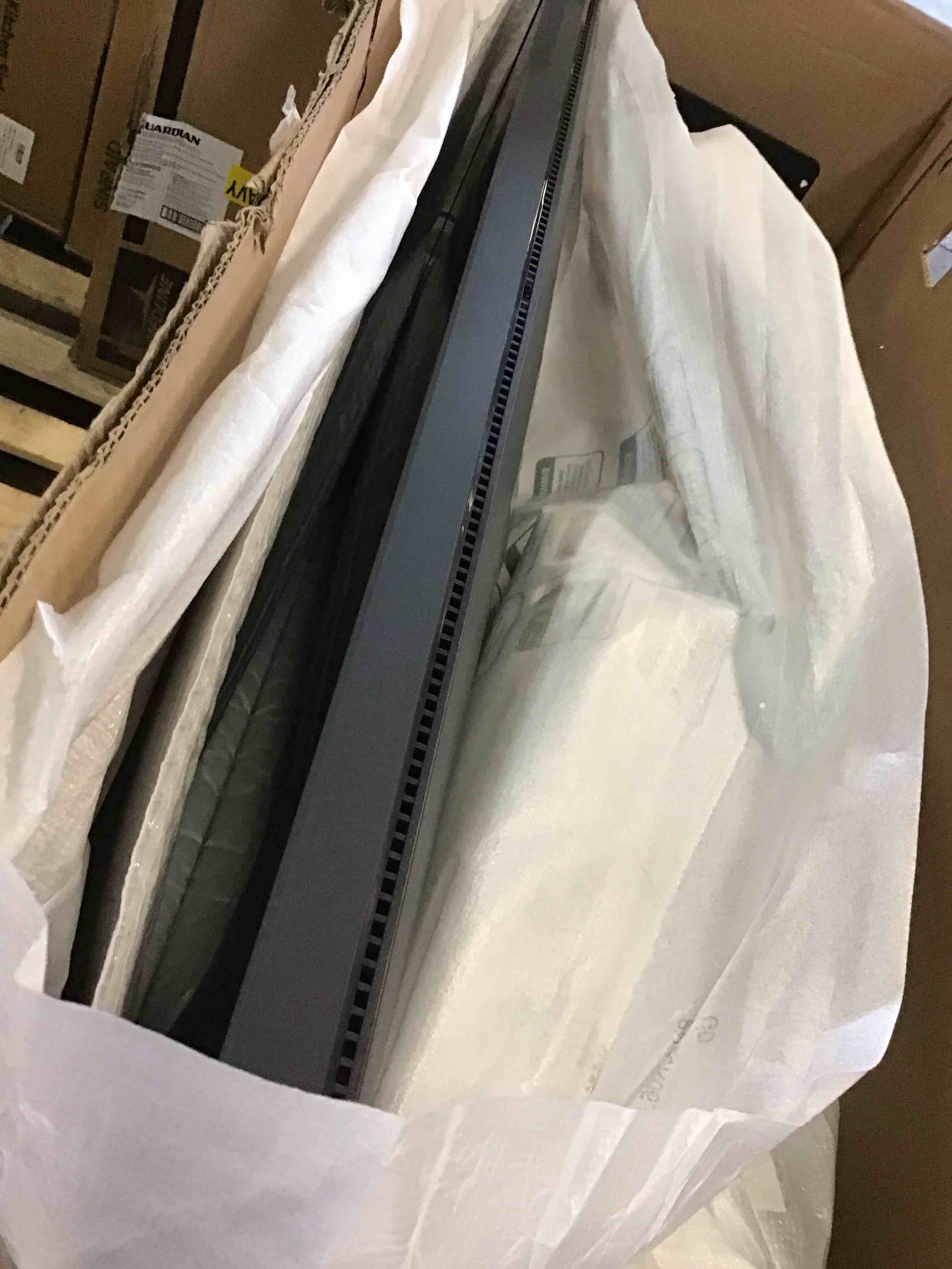 https://s3.amazonaws.com/lotting-images-prod/bidfta/TEA3672864_1746820875811.jpeg