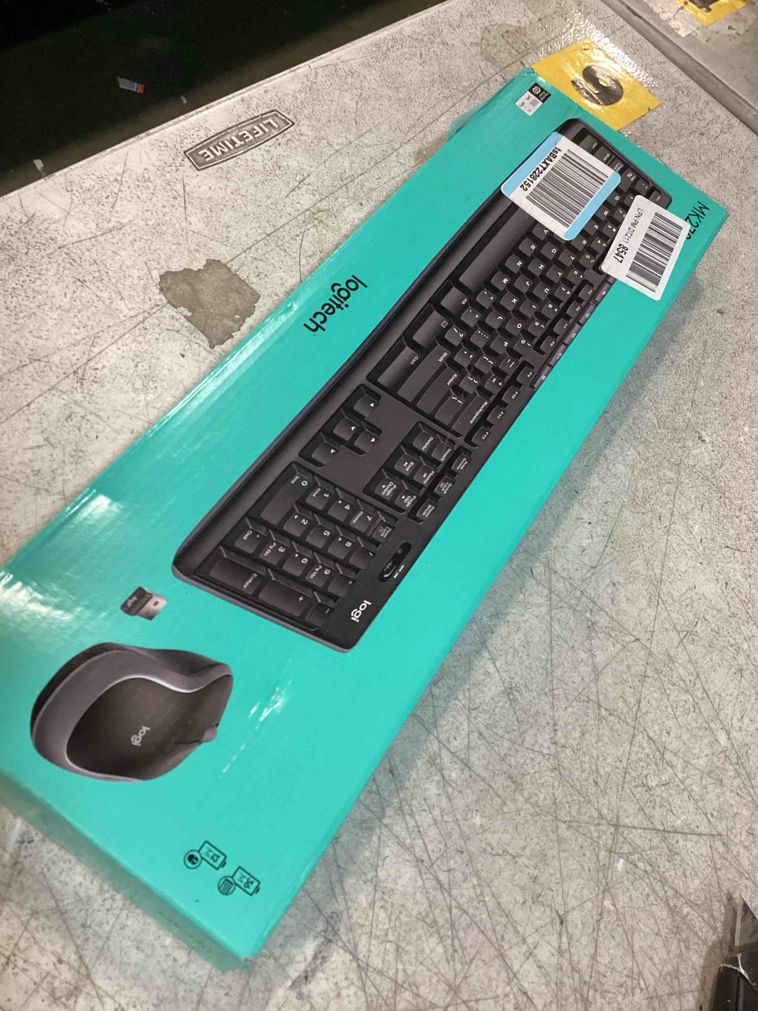 https://s3.amazonaws.com/lotting-images-prod/bidfta/TEA3673813_1746460117389.jpeg