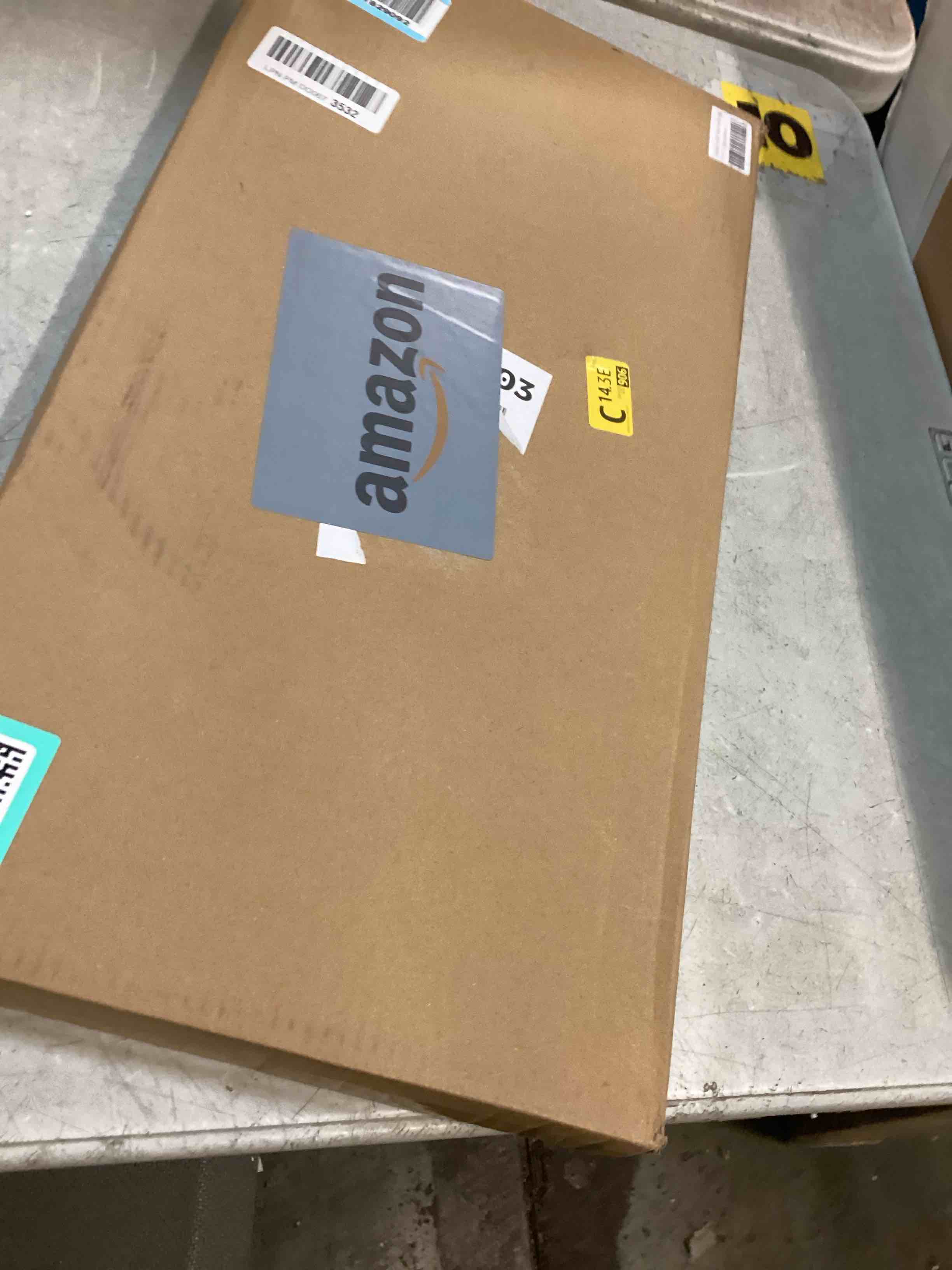 https://s3.amazonaws.com/lotting-images-prod/bidfta/TEA3674031_1746543004340.jpeg