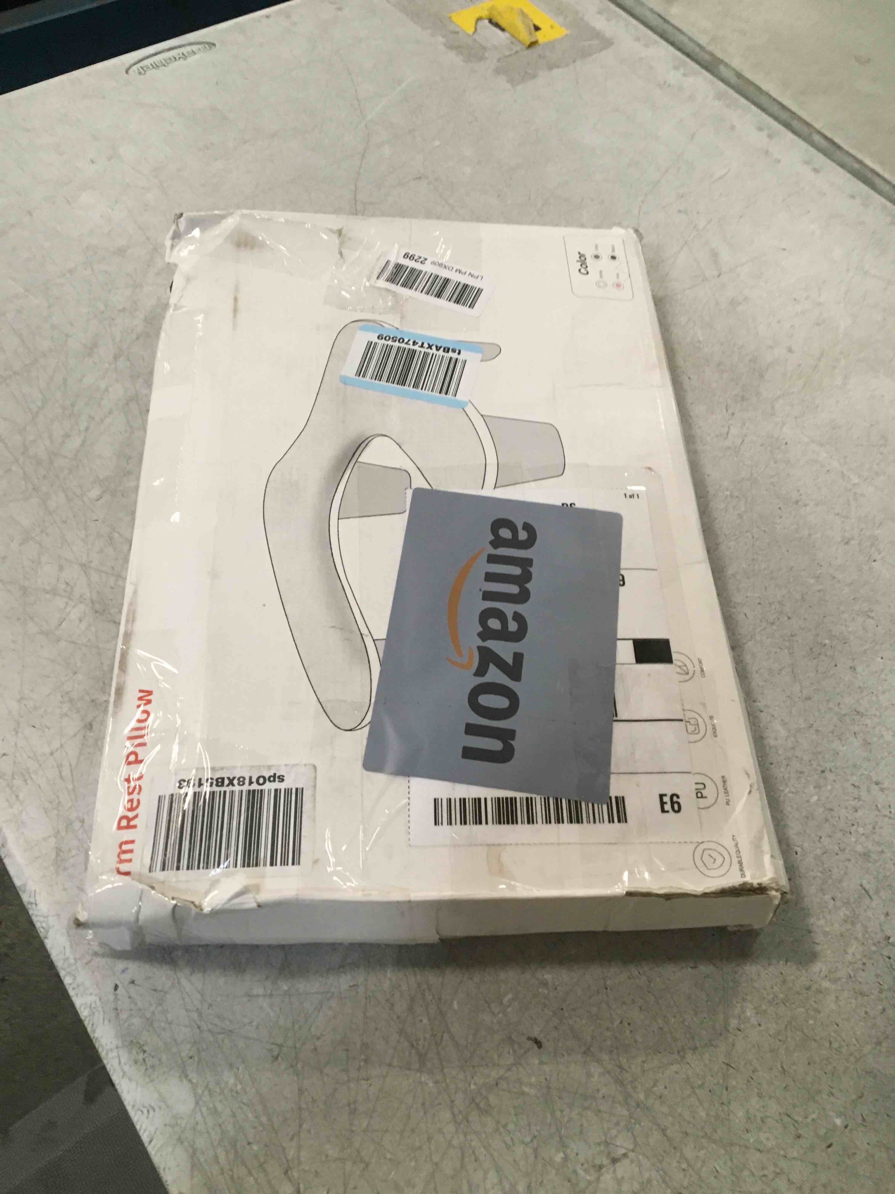 https://s3.amazonaws.com/lotting-images-prod/bidfta/TEA3674452_1747051742128.jpeg
