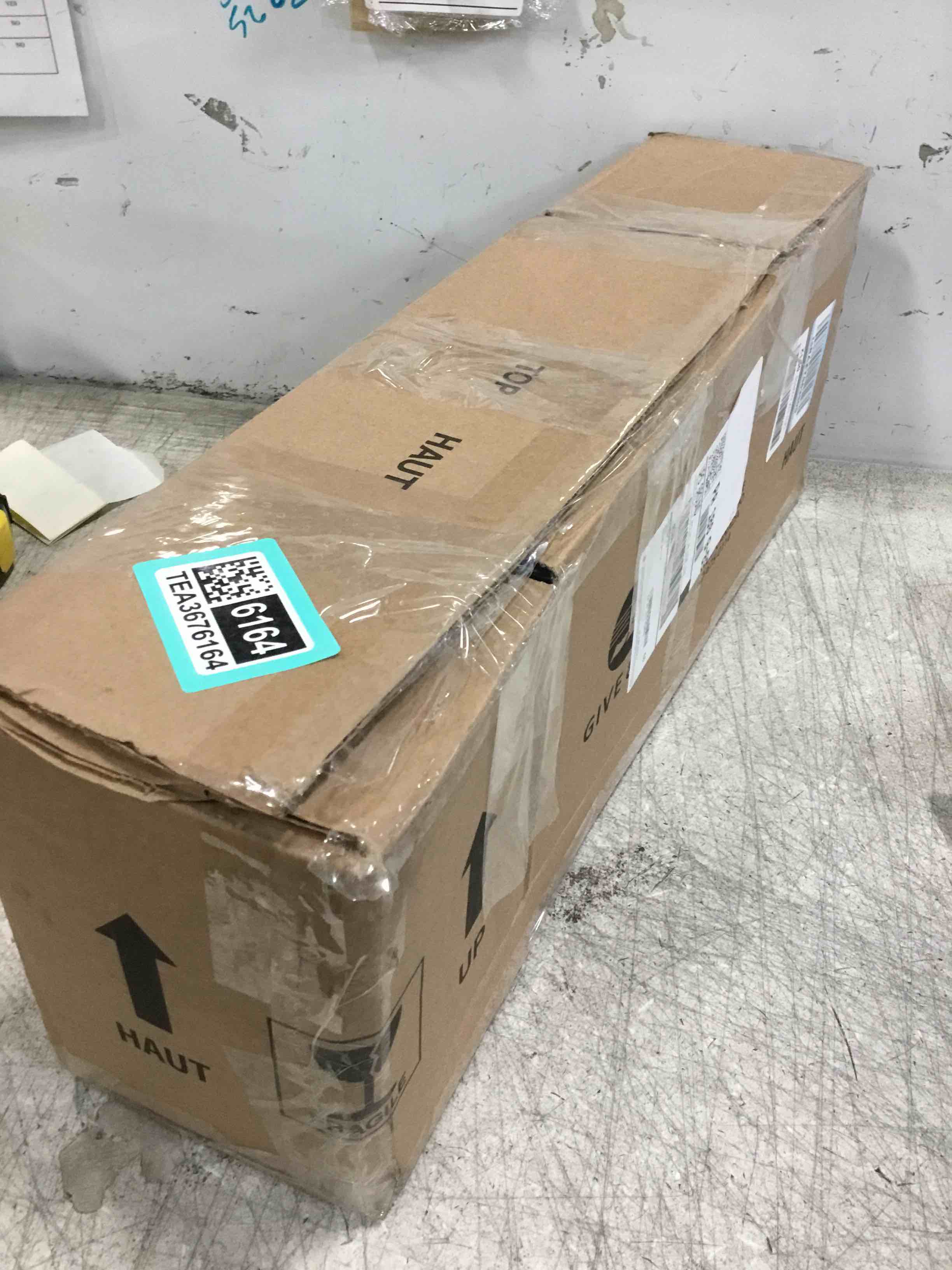 https://s3.amazonaws.com/lotting-images-prod/bidfta/TEA3676164_1745518287872.jpeg