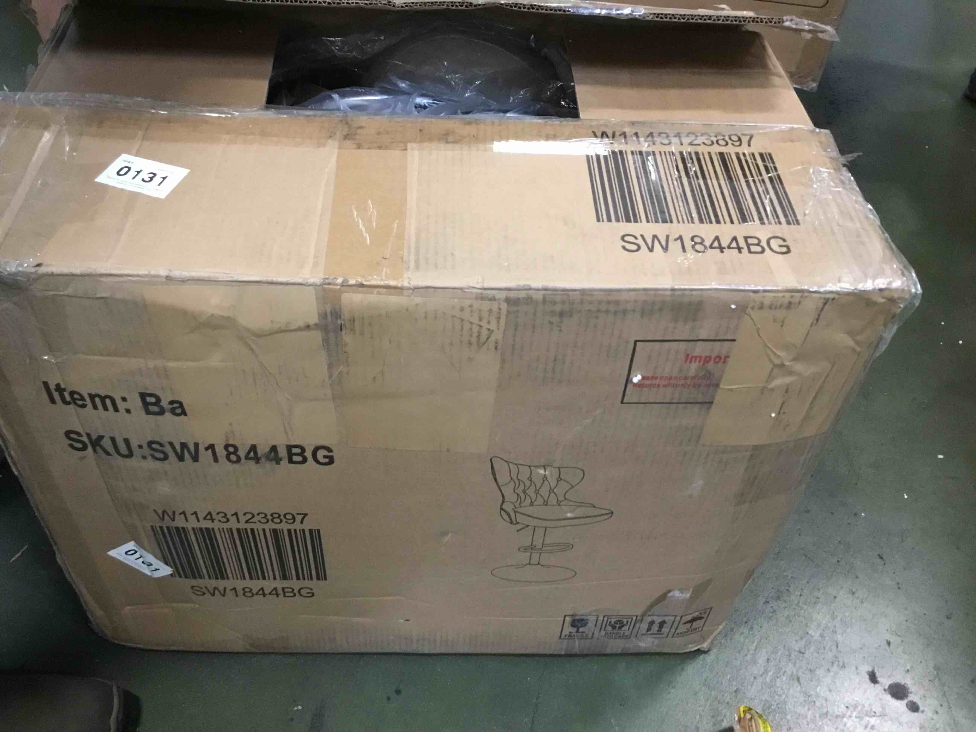 https://s3.amazonaws.com/lotting-images-prod/bidfta/TEA3676373_1745944512390.jpeg