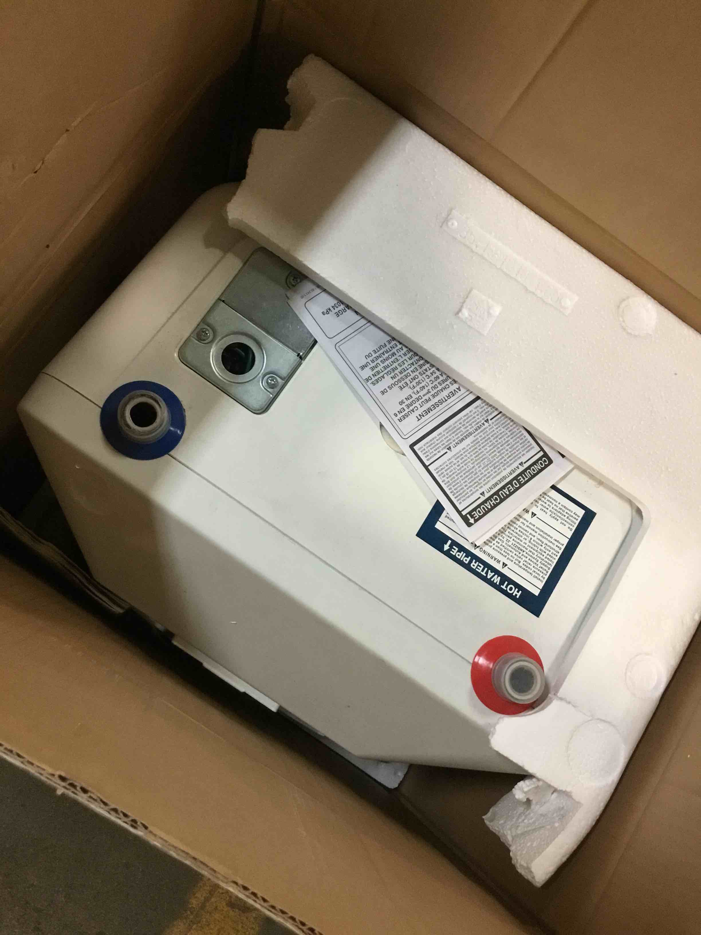 https://s3.amazonaws.com/lotting-images-prod/bidfta/TEA3676413_1745955479917.jpeg