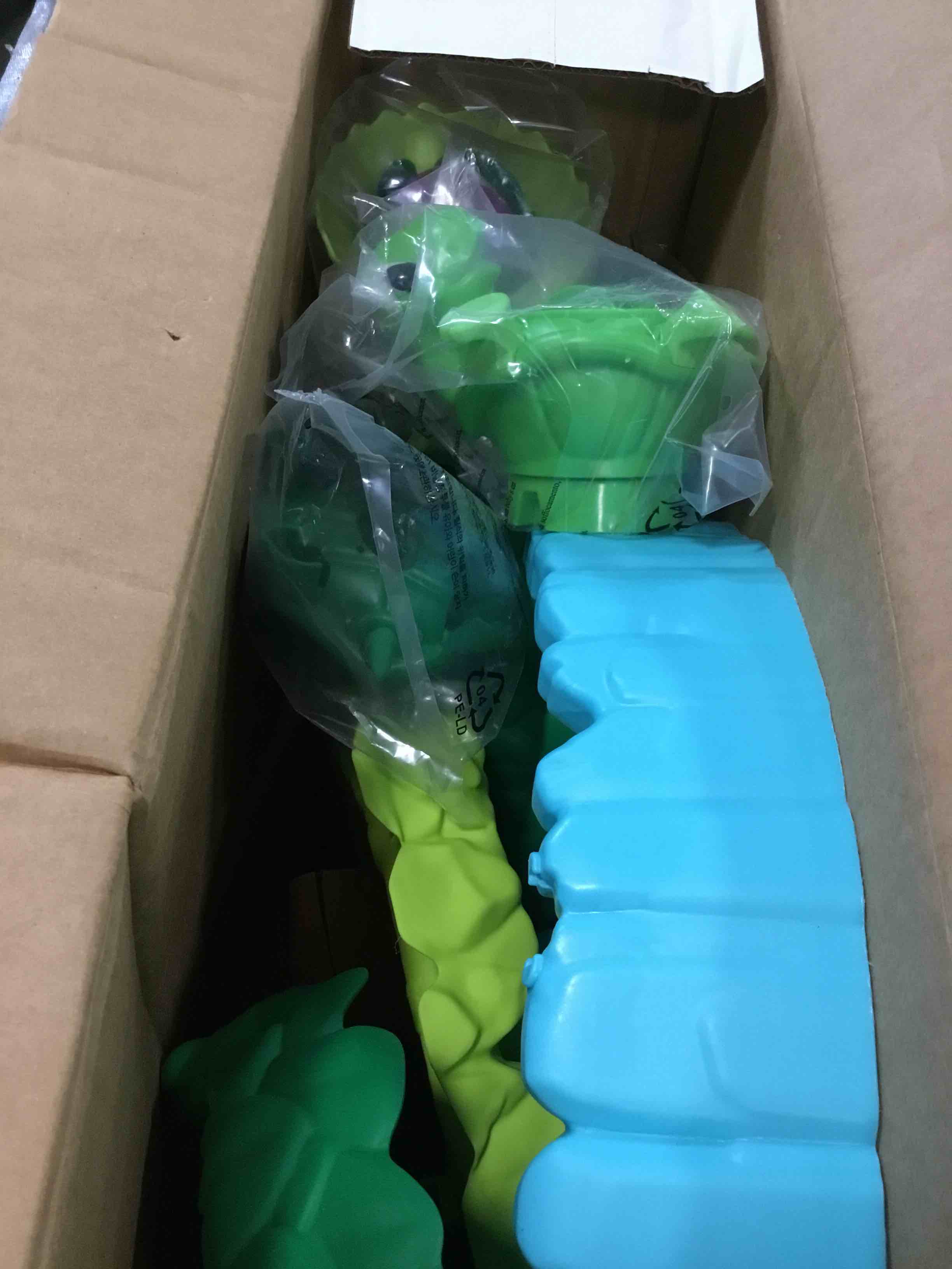 https://s3.amazonaws.com/lotting-images-prod/bidfta/TEA3678787_1747330010137.jpeg