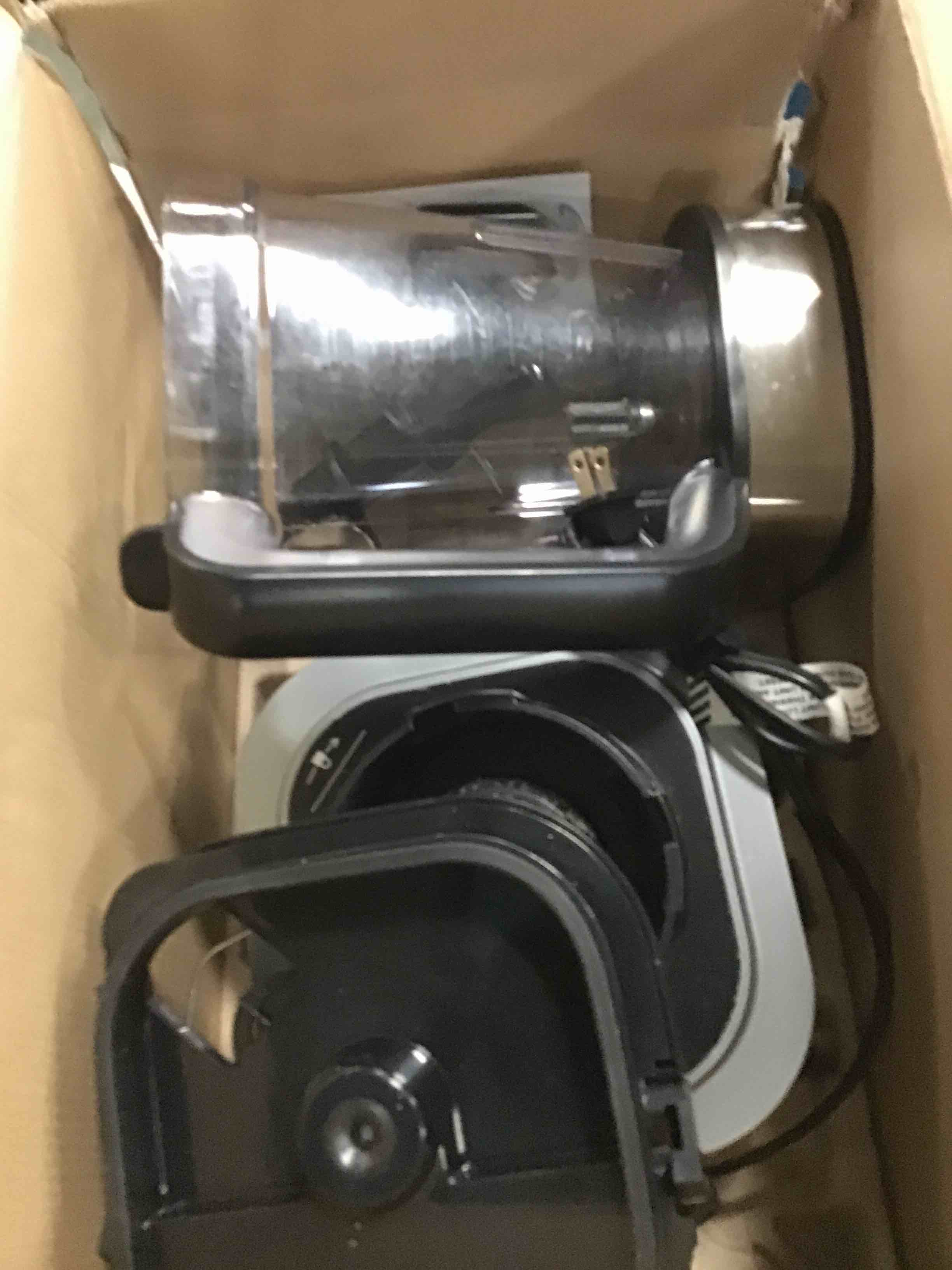 https://s3.amazonaws.com/lotting-images-prod/bidfta/TEA3679709_1746473892101.jpeg