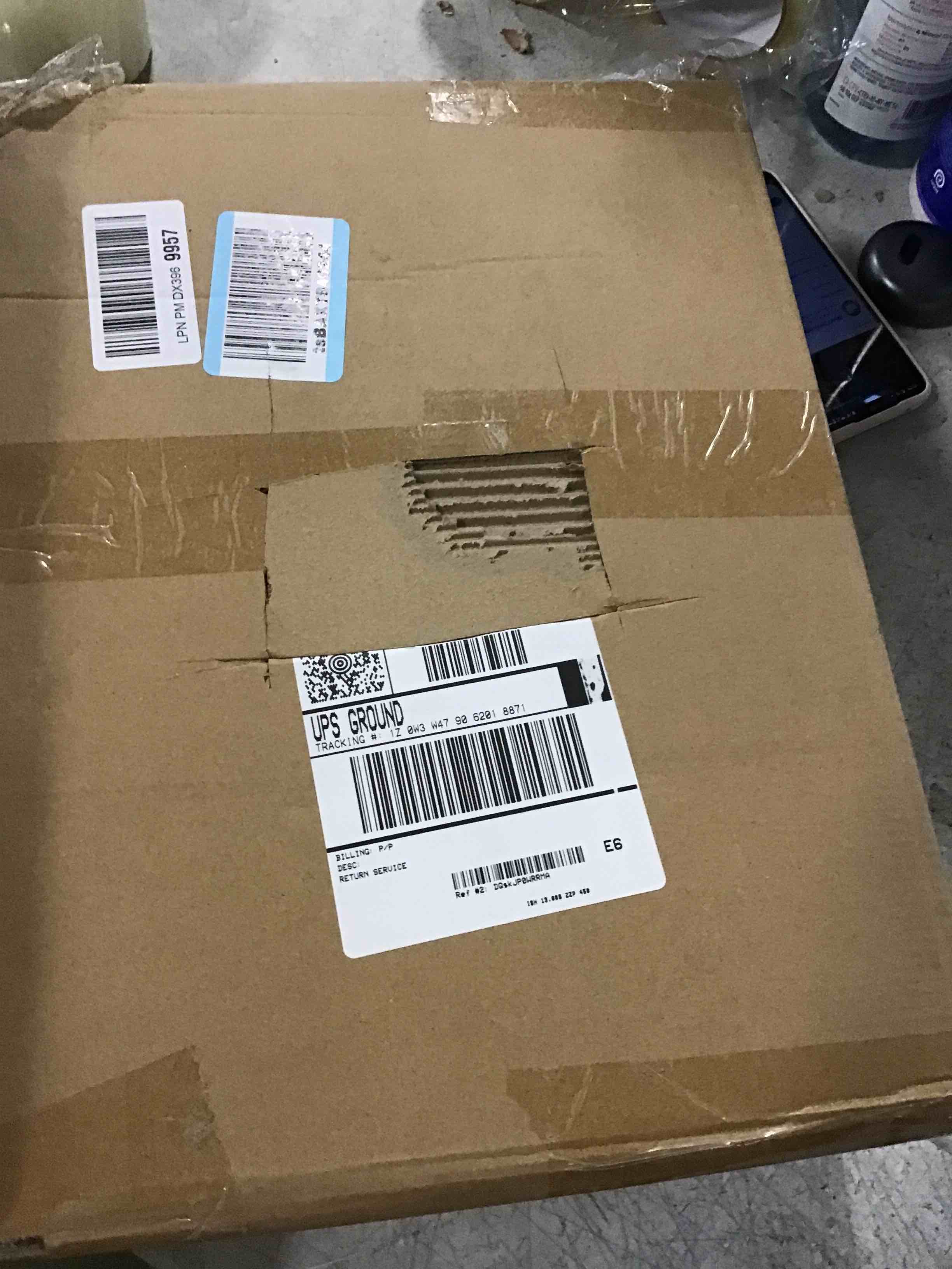 https://s3.amazonaws.com/lotting-images-prod/bidfta/TEA3679823_1746543597905.jpeg