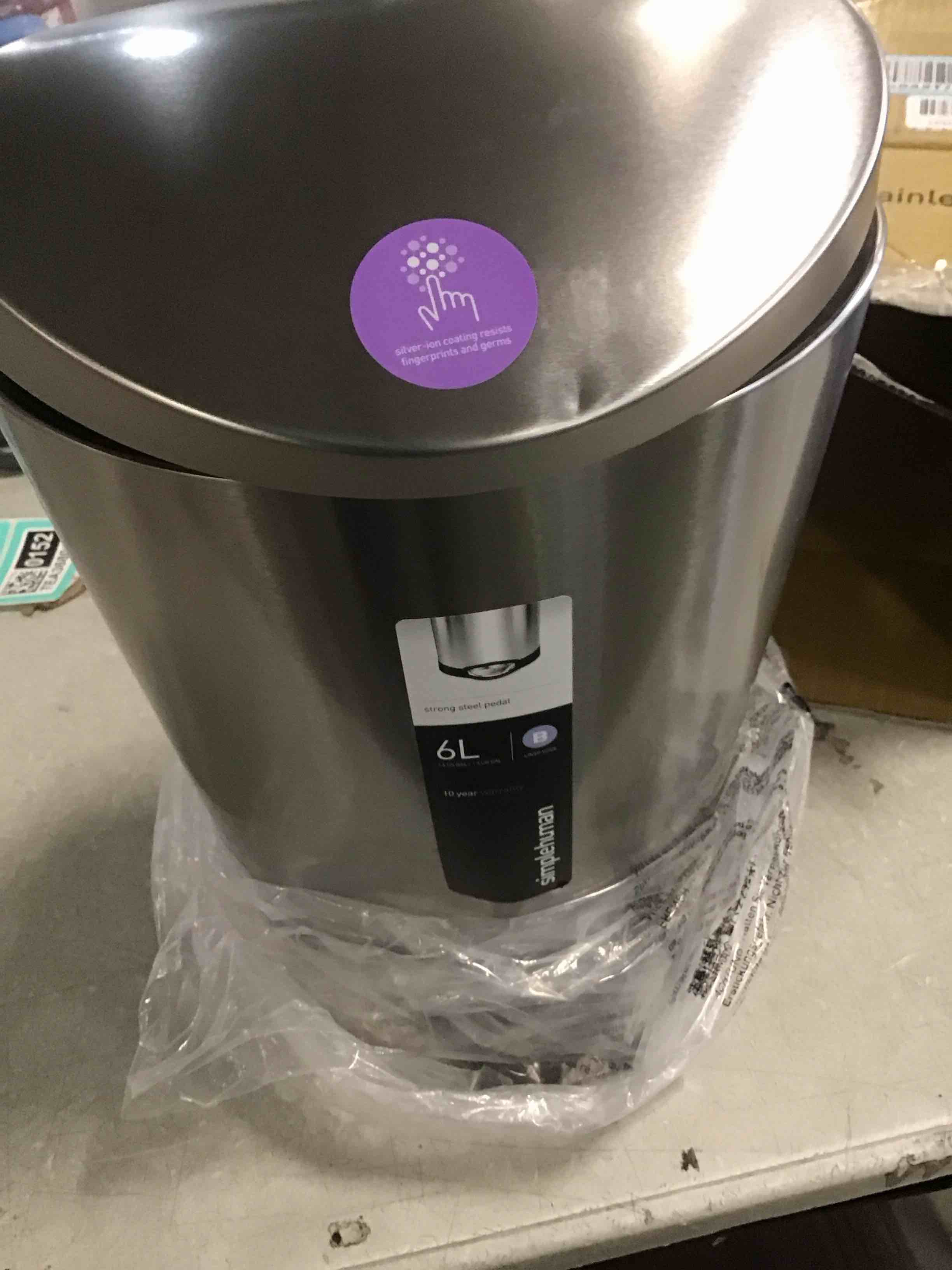 https://s3.amazonaws.com/lotting-images-prod/bidfta/TEA3680135_1746643105782.jpeg