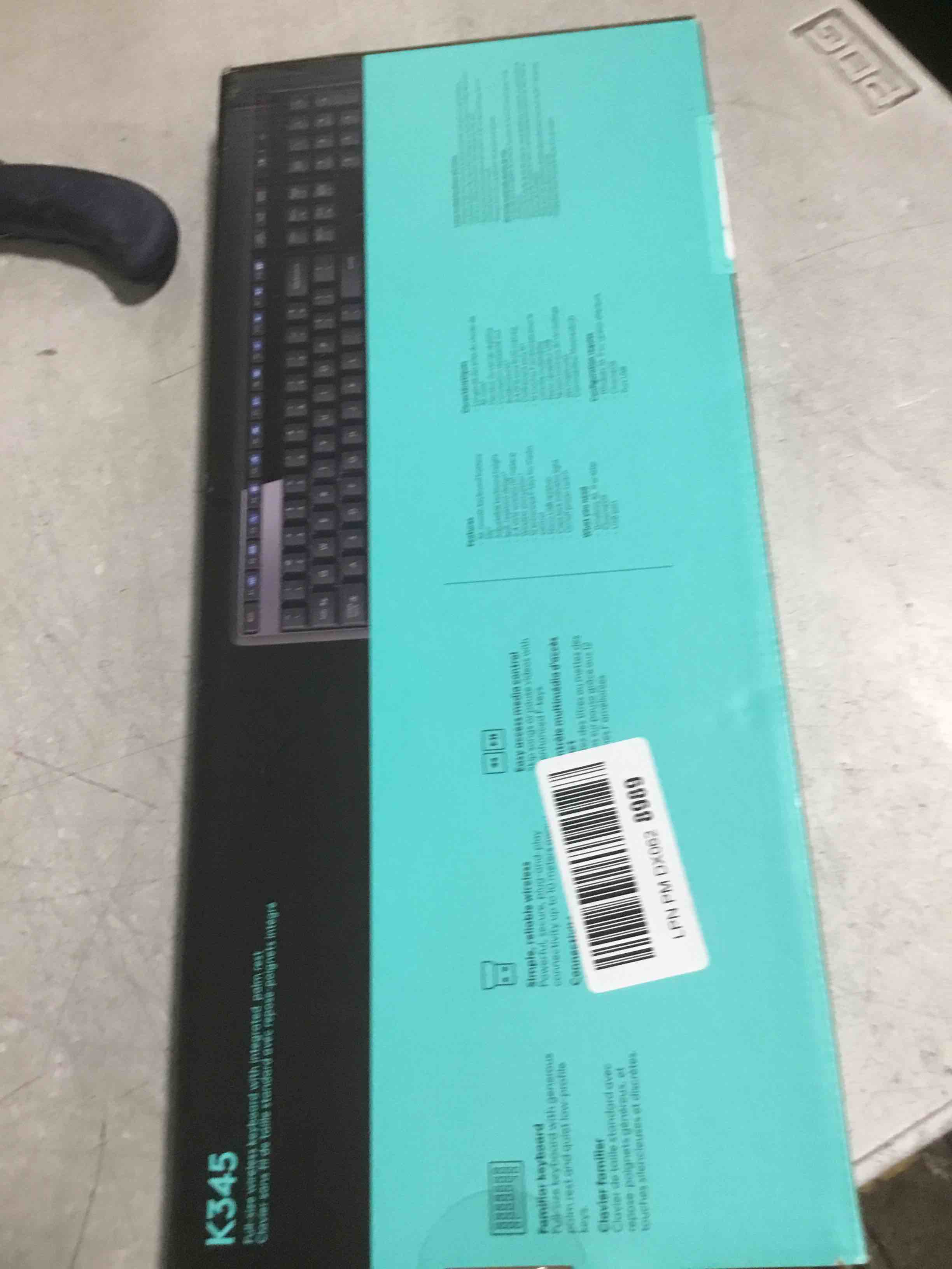 https://s3.amazonaws.com/lotting-images-prod/bidfta/TEA3680384_1746732657796.jpeg