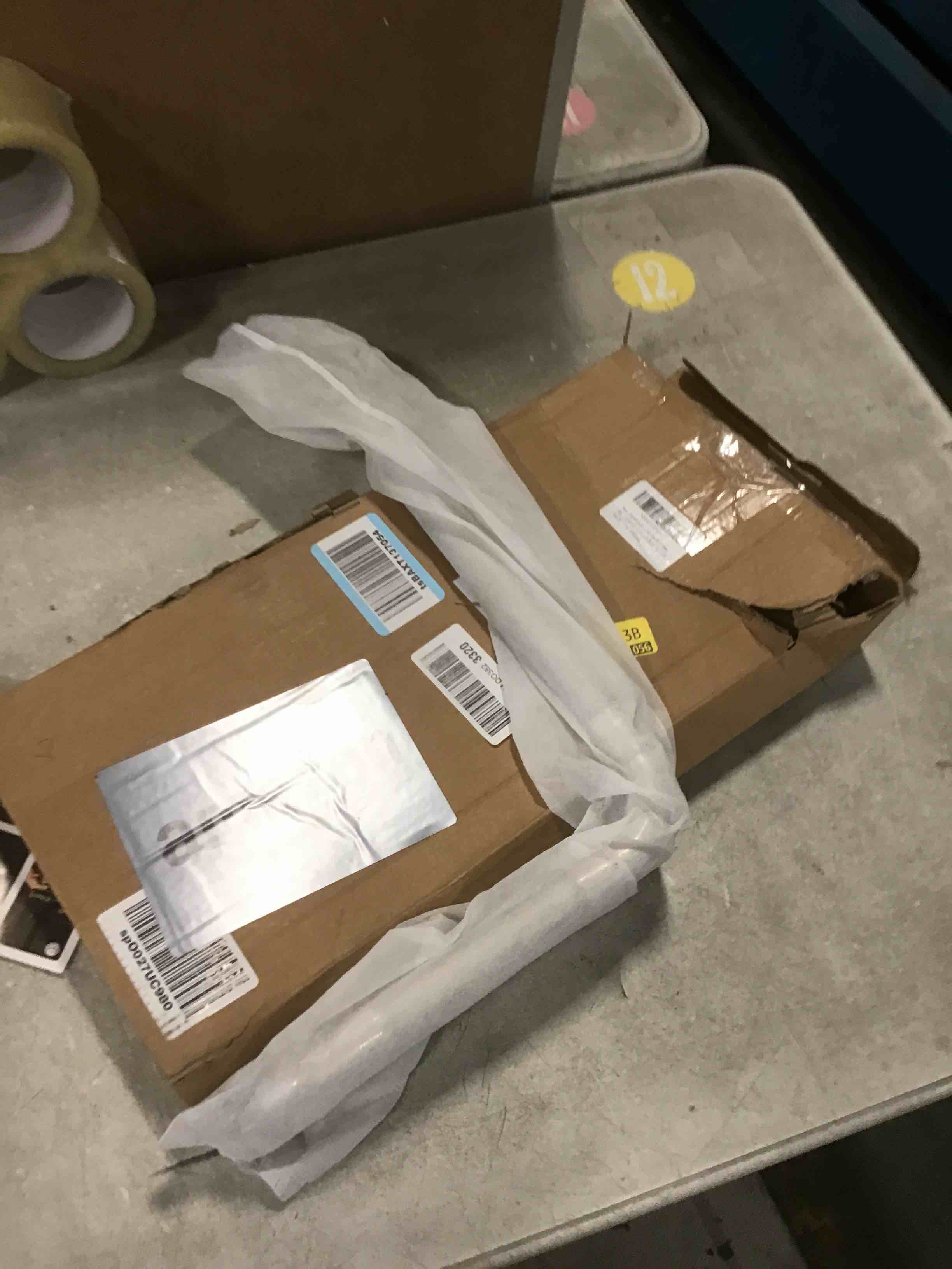 https://s3.amazonaws.com/lotting-images-prod/bidfta/TEA3682204_1745425362490.jpeg