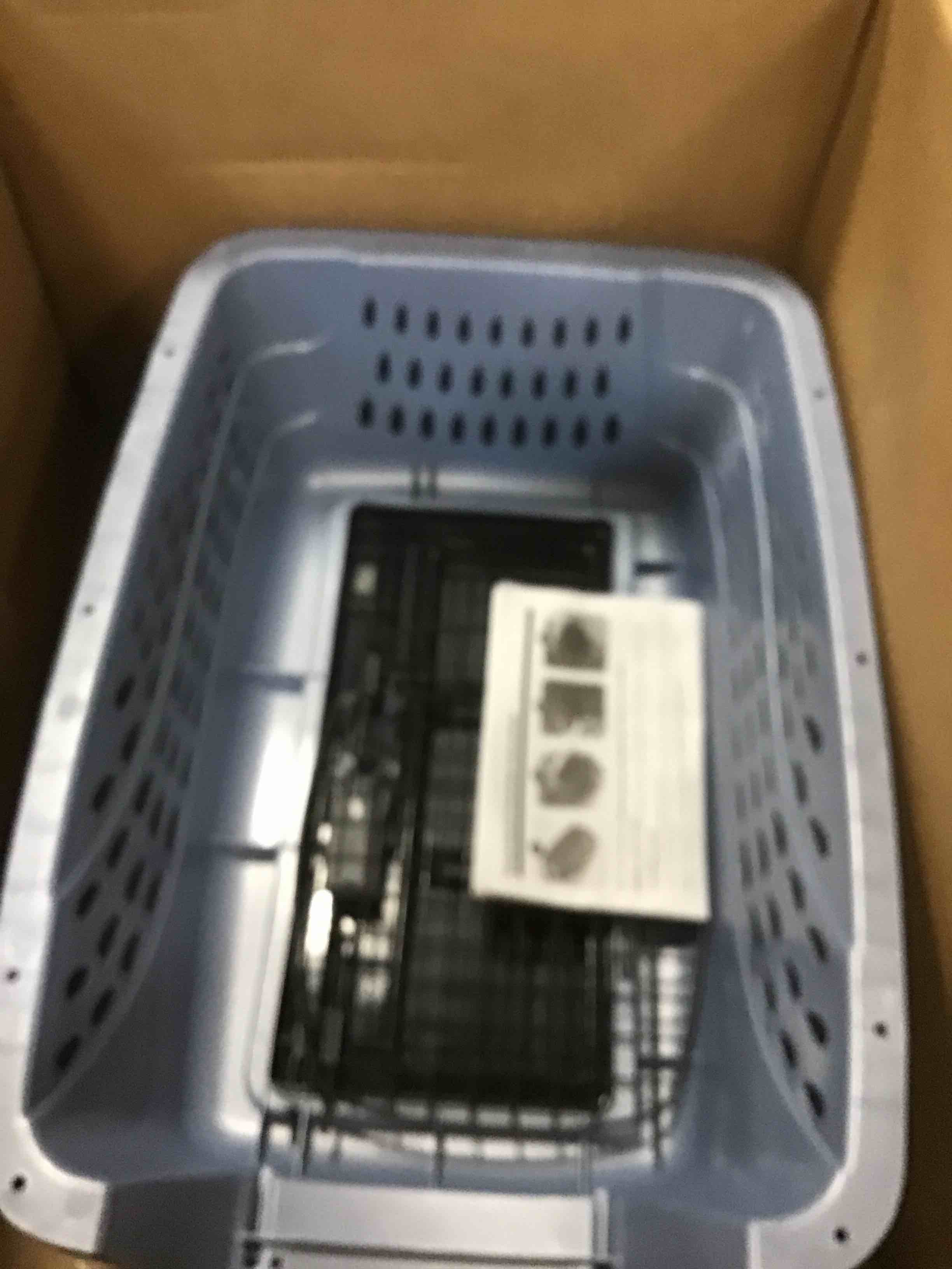 https://s3.amazonaws.com/lotting-images-prod/bidfta/TEA3682222_1745429031598.jpeg