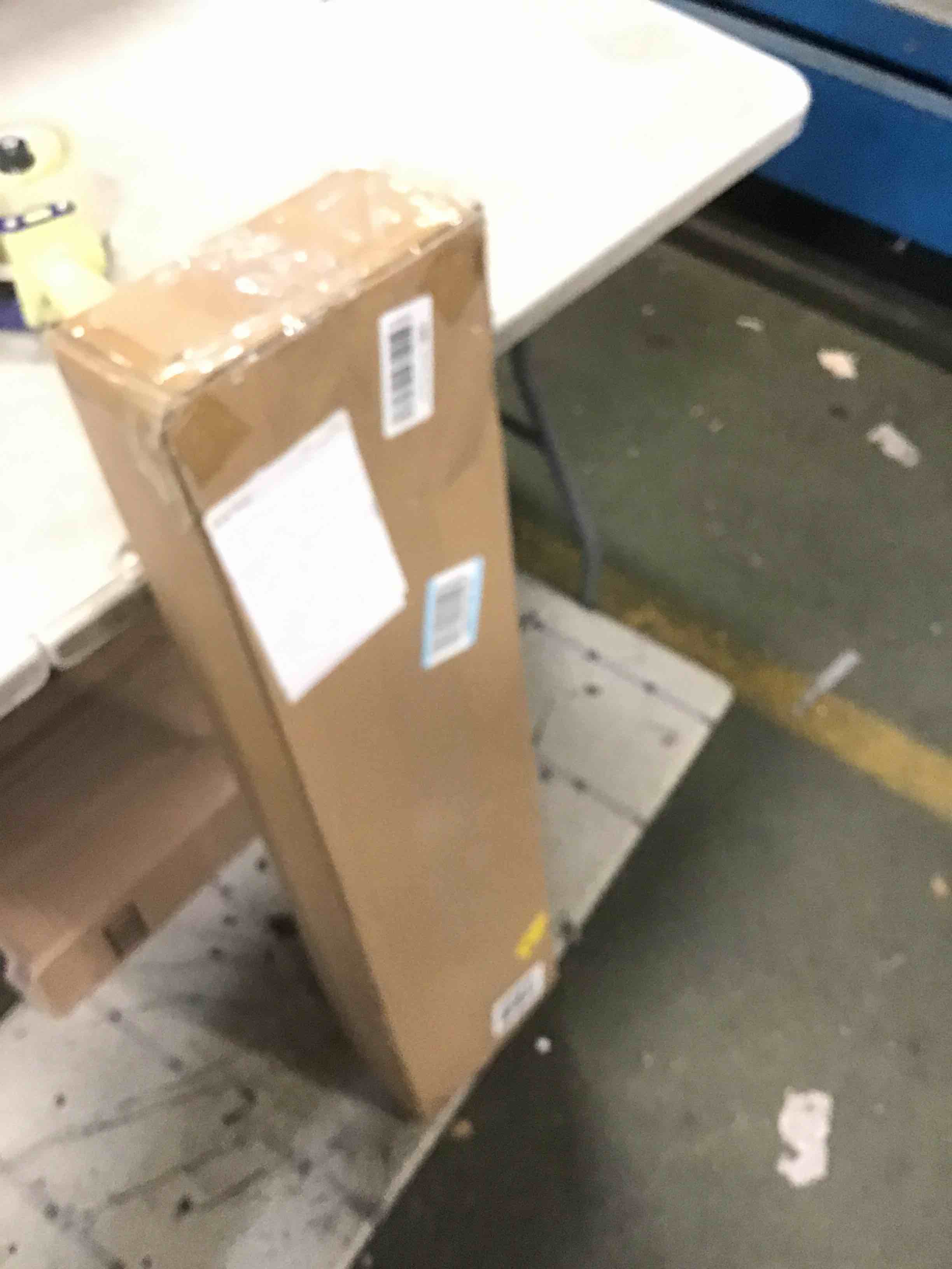 https://s3.amazonaws.com/lotting-images-prod/bidfta/TEA3682223_1745429238415.jpeg