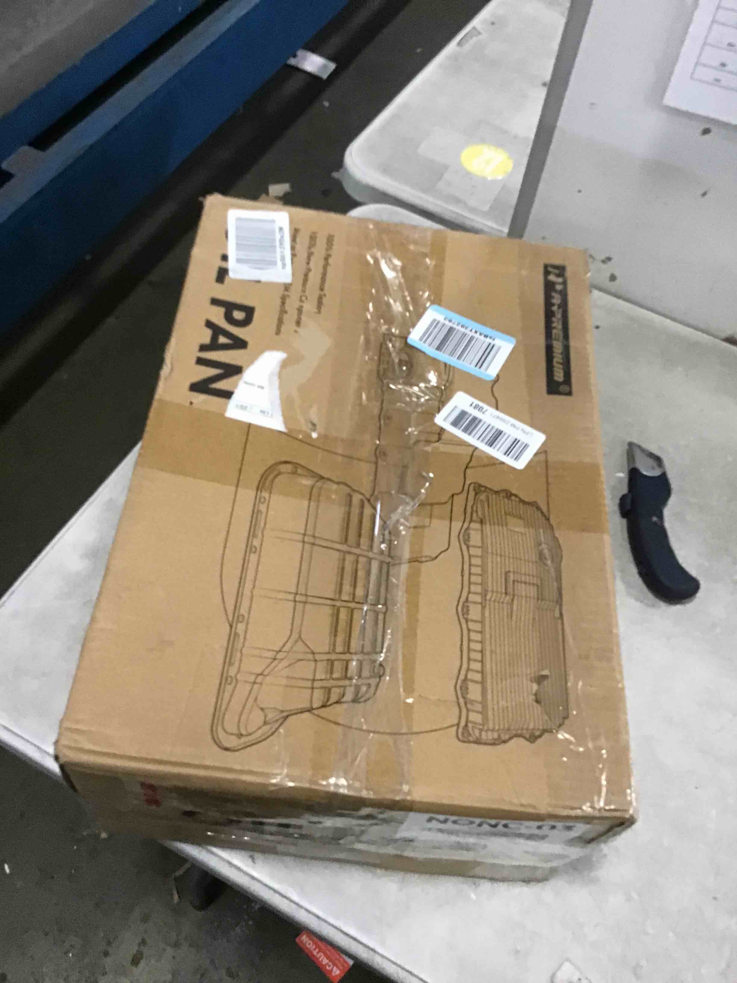 https://s3.amazonaws.com/lotting-images-prod/bidfta/TEA3682428_1745518127524.jpeg