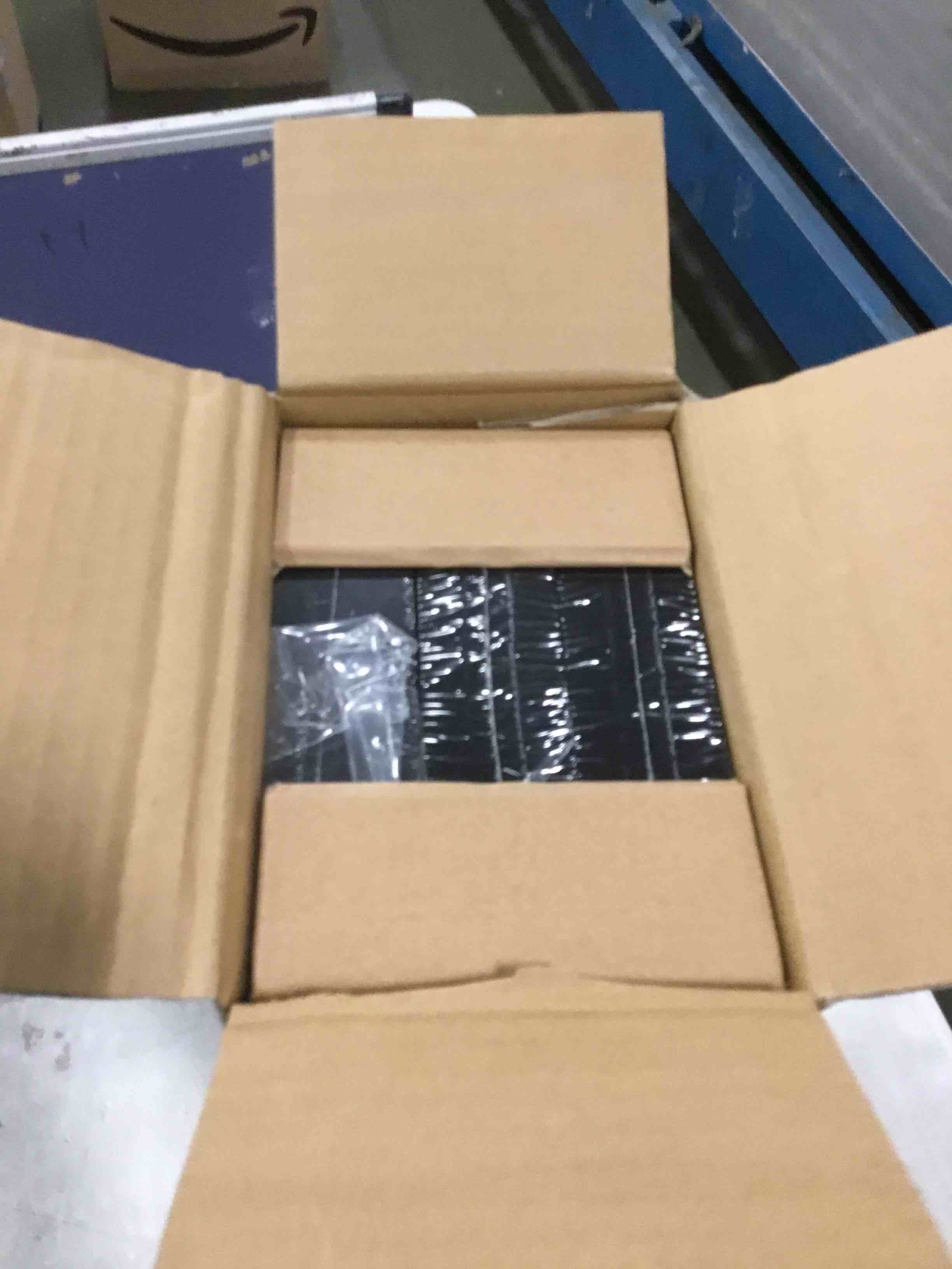 https://s3.amazonaws.com/lotting-images-prod/bidfta/TEA3682477_1745584633637.jpeg