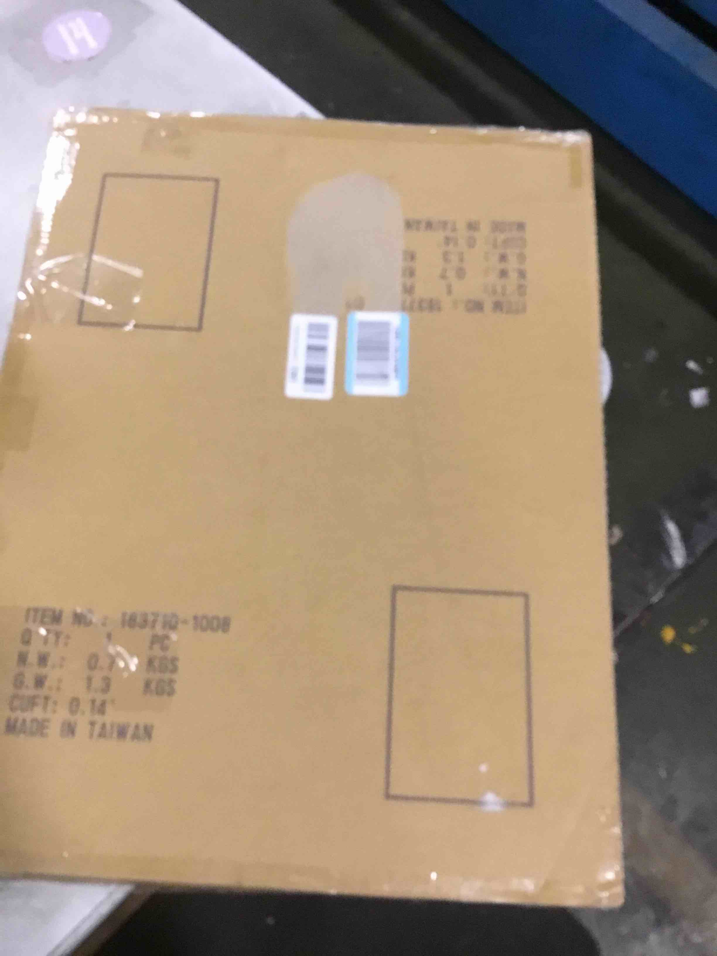 https://s3.amazonaws.com/lotting-images-prod/bidfta/TEA3682582_1745598260057.jpeg