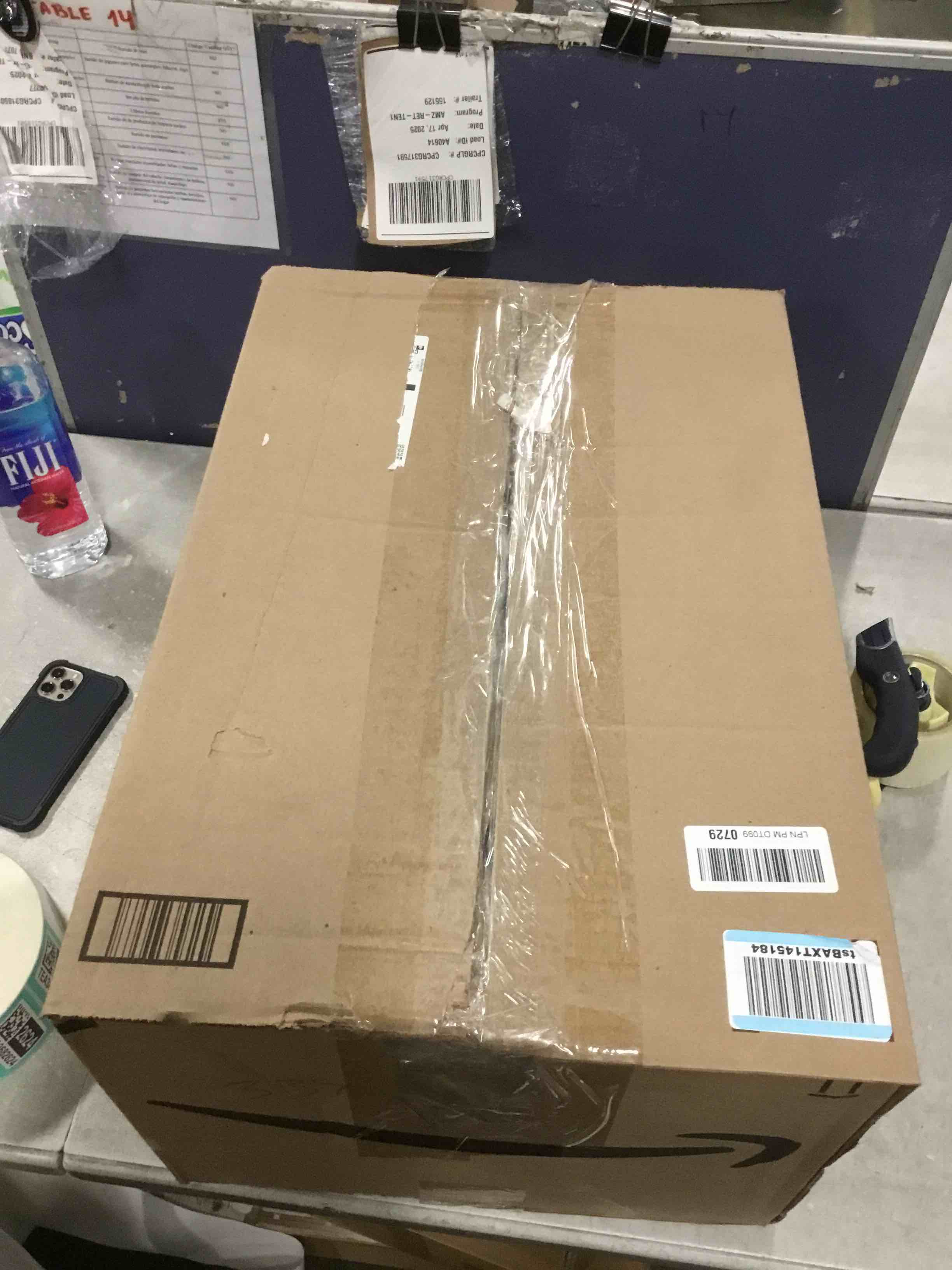 https://s3.amazonaws.com/lotting-images-prod/bidfta/TEA3682623_1745605647955.jpeg