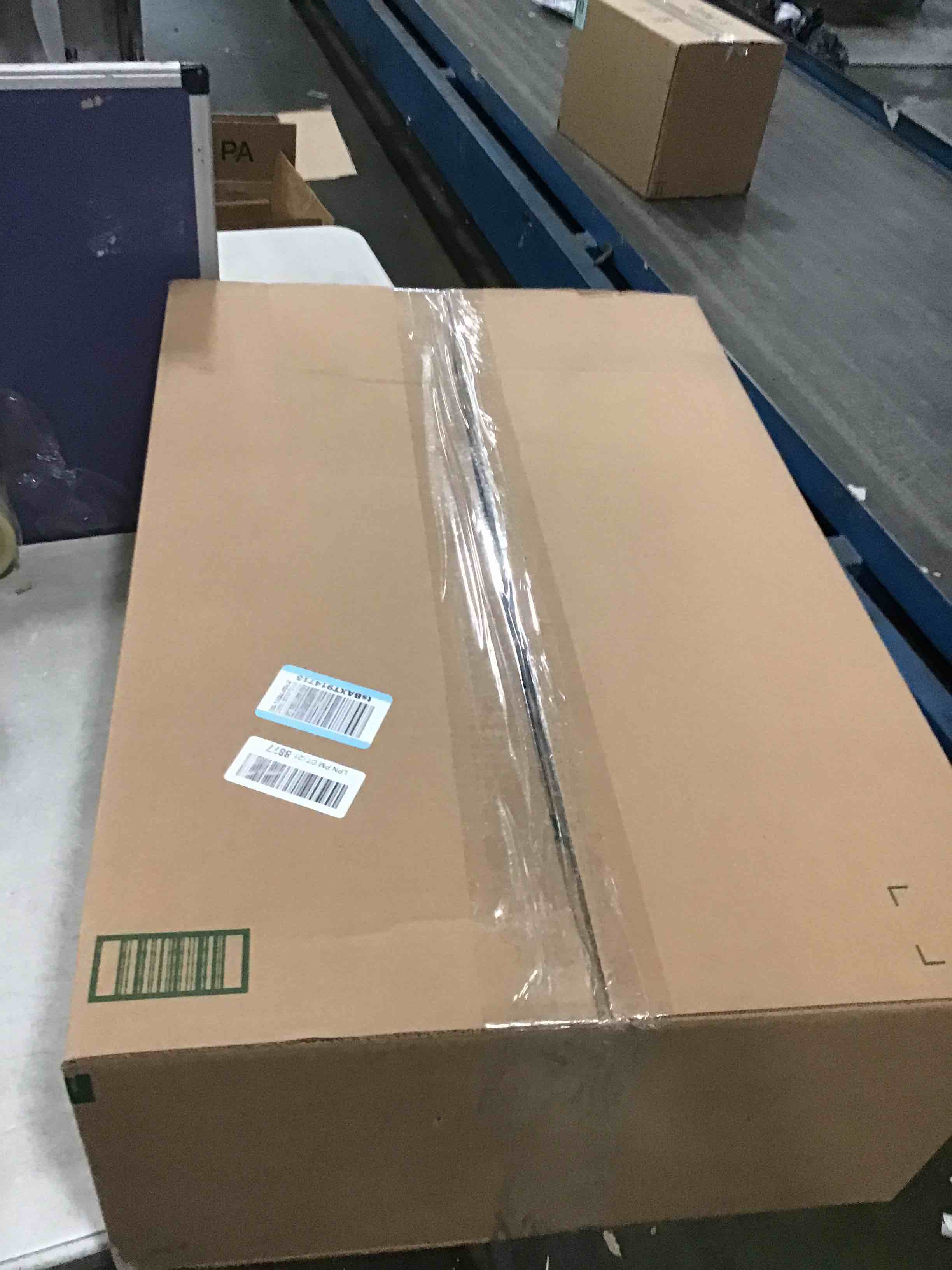 https://s3.amazonaws.com/lotting-images-prod/bidfta/TEA3682638_1745611242857.jpeg