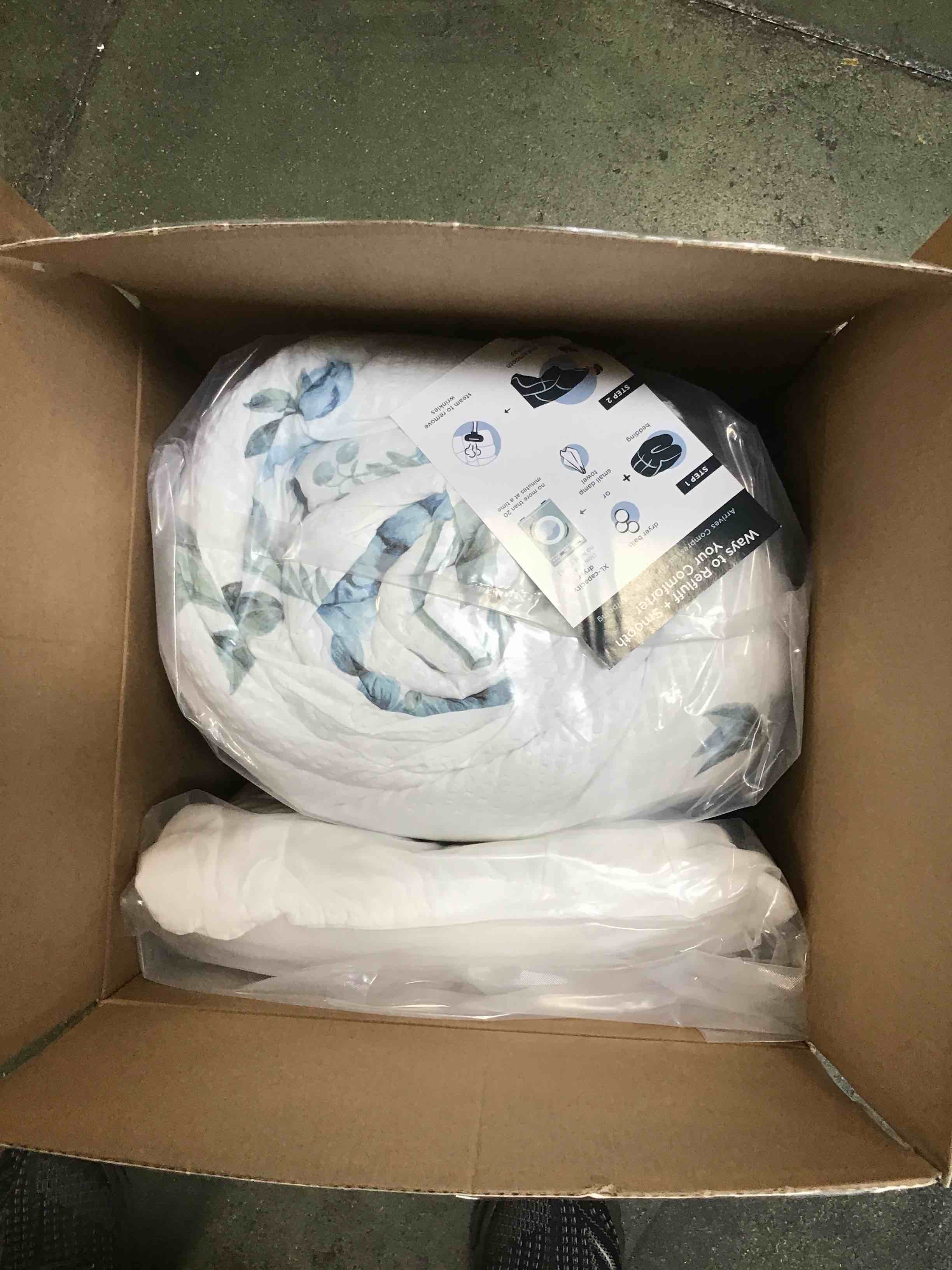 https://s3.amazonaws.com/lotting-images-prod/bidfta/TEA3682696_1745856049673.jpeg